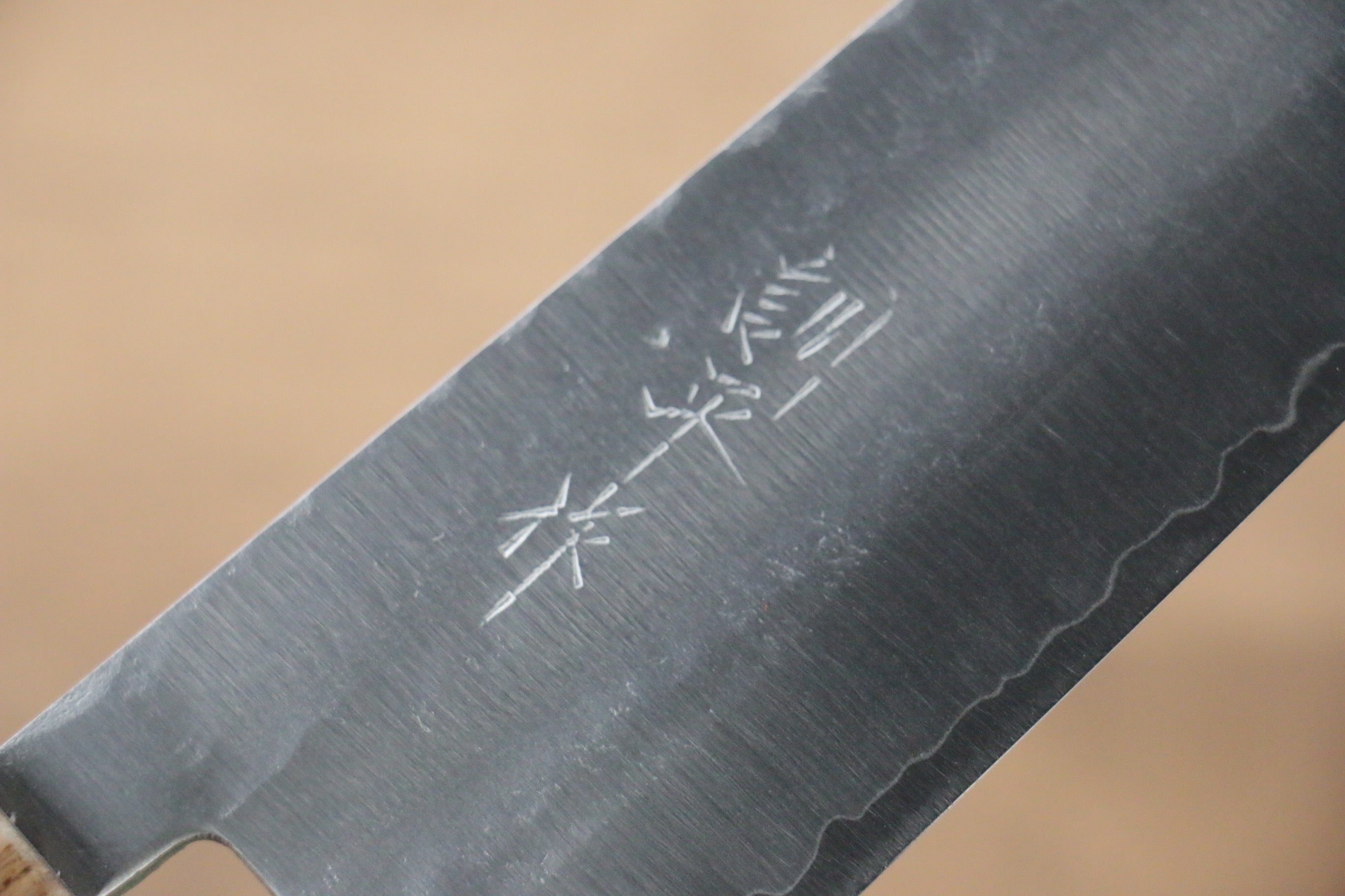 Premium Kunihira VG1 Hammered Santoku Knife 170mm with Enju Wood Handle - Professional Japanese Kitchen Knife for Slicing, Dicing & Chopping Vegetables, Meat & Fish