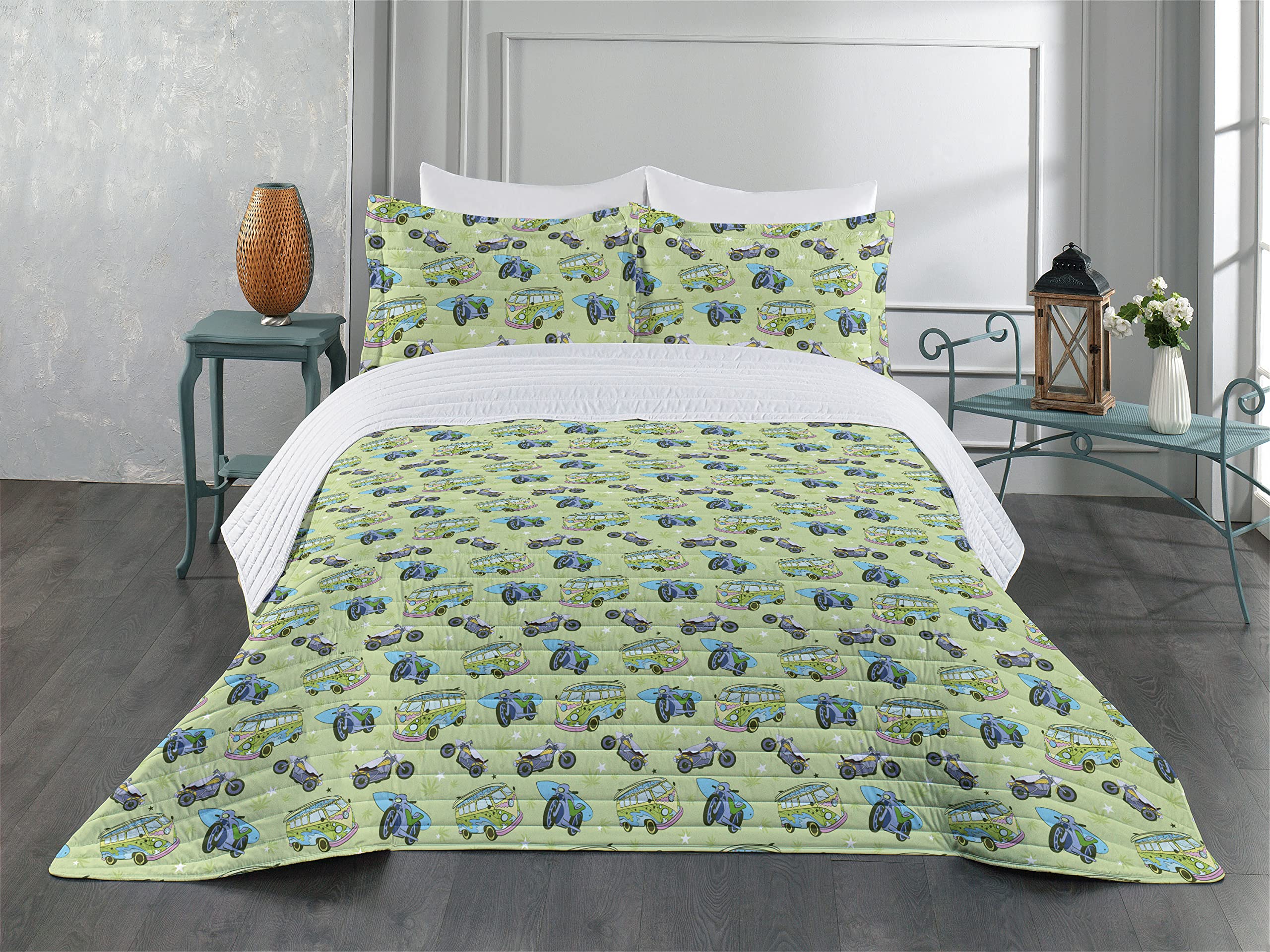 Ambesonne Hippie Microfiber Bedspread Set - Retro Motorbike & Bus Design, Soft King Size Bedding with Pillow Shams & Comforter in Pale Green Multicolor | Perfect for Bohemian Bedroom Decor, Surfing Vacation Theme, and Retro Style Home Styling