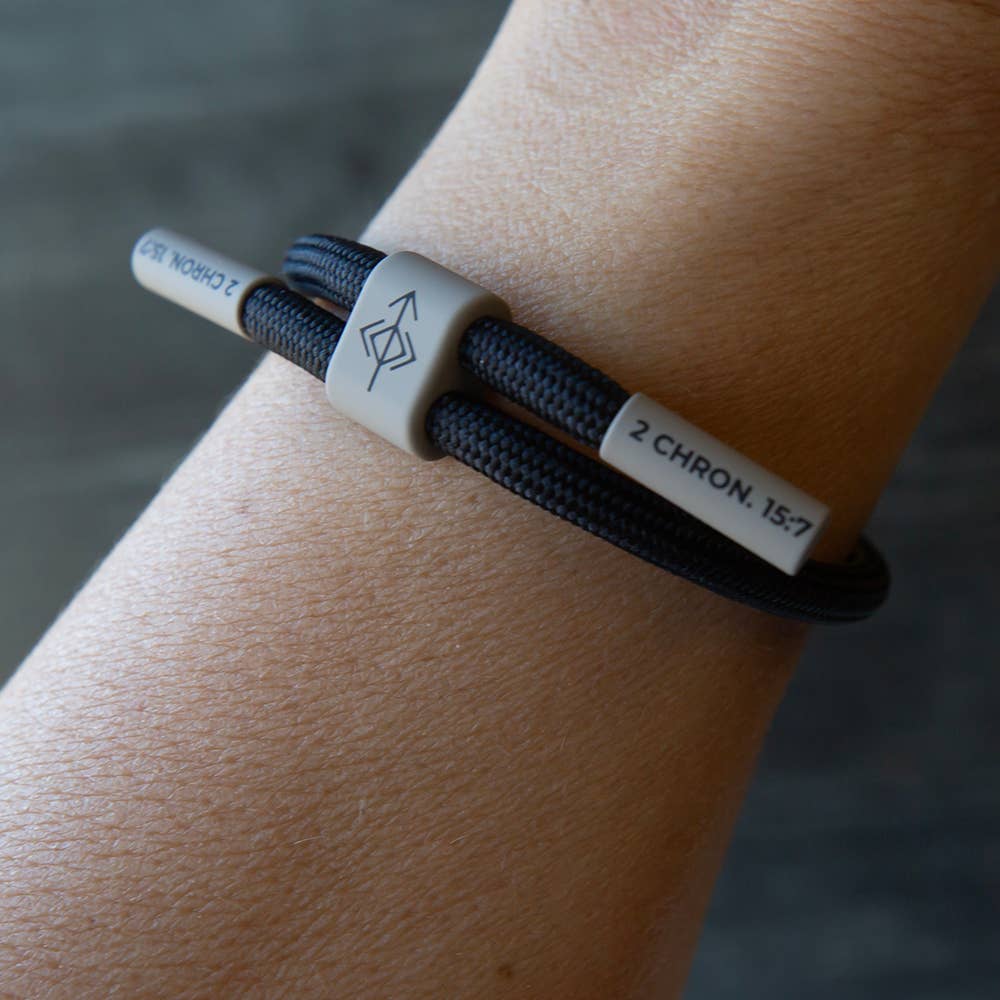 Don't Give Up Christian Cord Bracelet - Inspirational Faith Jewelry for Men & Women - Perfect for Daily Wear, Gifts & Spiritual Encouragement