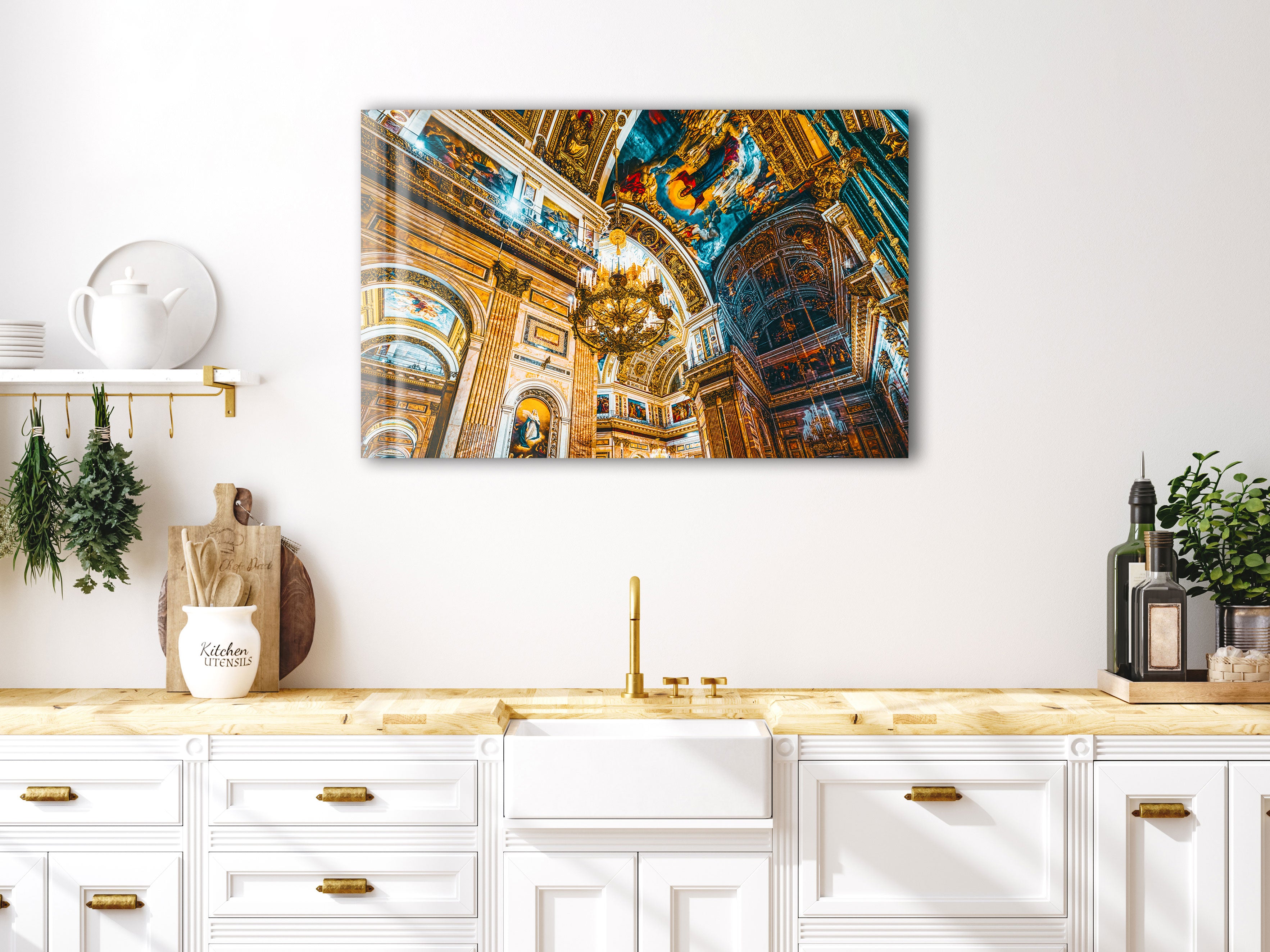 St. Isaac's Cathedral Souvenirs - Russian Orthodox Church Collectibles & Religious Gifts for Home Decor & Travel Memories