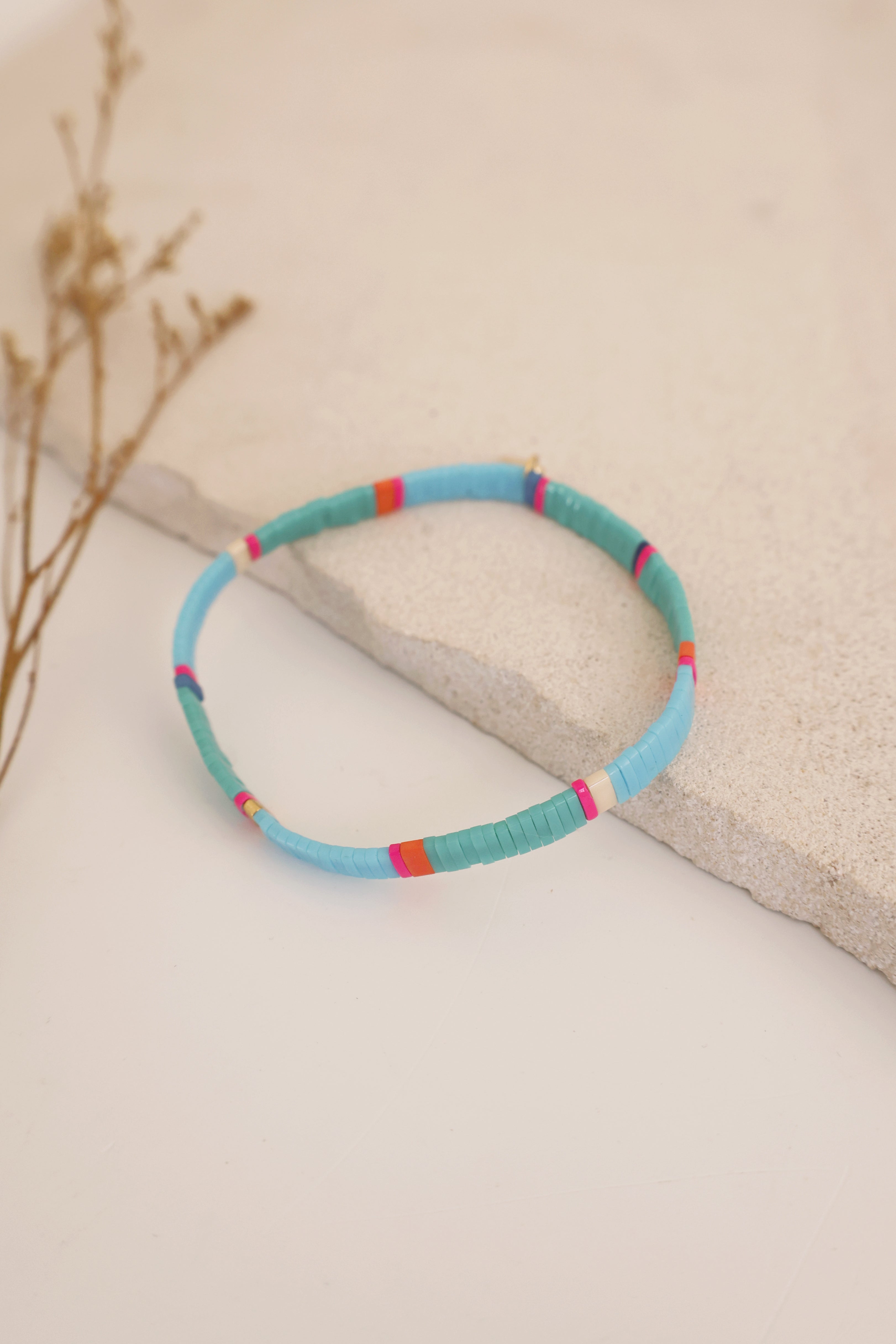 Turquoise Beaded Chicklet Bracelet for Women - Boho Chic Handmade Jewelry for Casual Wear & Party Accessories