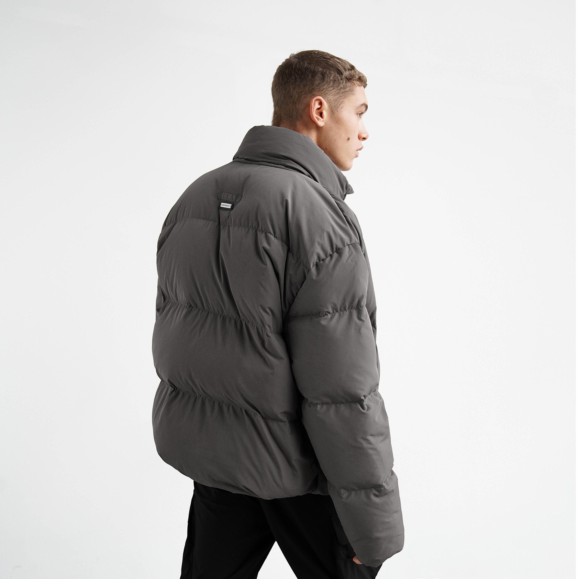 Men's Warm Grey Puffer Jacket - Lightweight Winter Coat for Outdoor Activities & Casual Wear