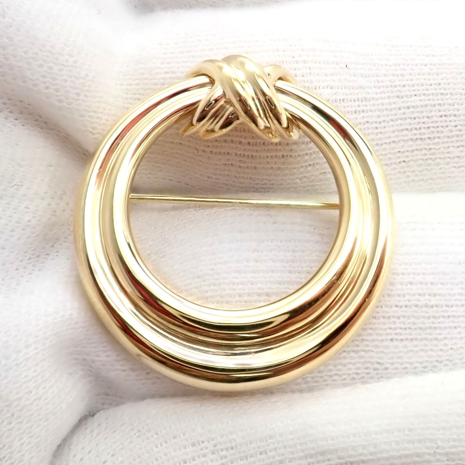 Authentic Tiffany & Co 18k Yellow Gold Large X and O Open Circle Pin Brooch - Elegant Jewelry for Women, Perfect for Weddings, Parties & Special Occasions