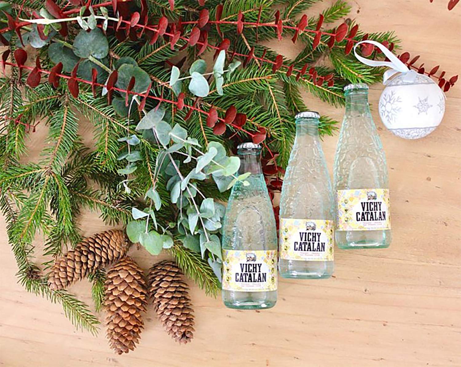 Vichy Catalan Sparkling Mineral Water - 24 Glass Bottles (250 mL Each) - Premium Spanish Carbonated Water for Dining, Gifts & Healthy Hydration