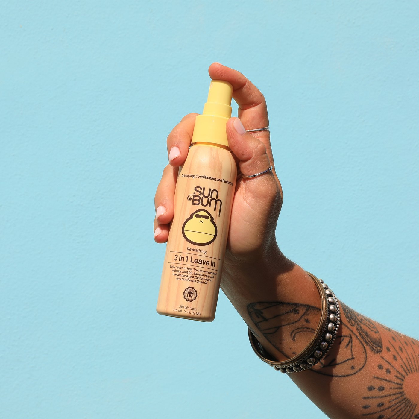 3 In 1 Leave In Conditioner Spray - Hydrating Hair Treatment for Dry, Damaged & Curly Hair - Perfect for Daily Use, Travel & Salon Styling