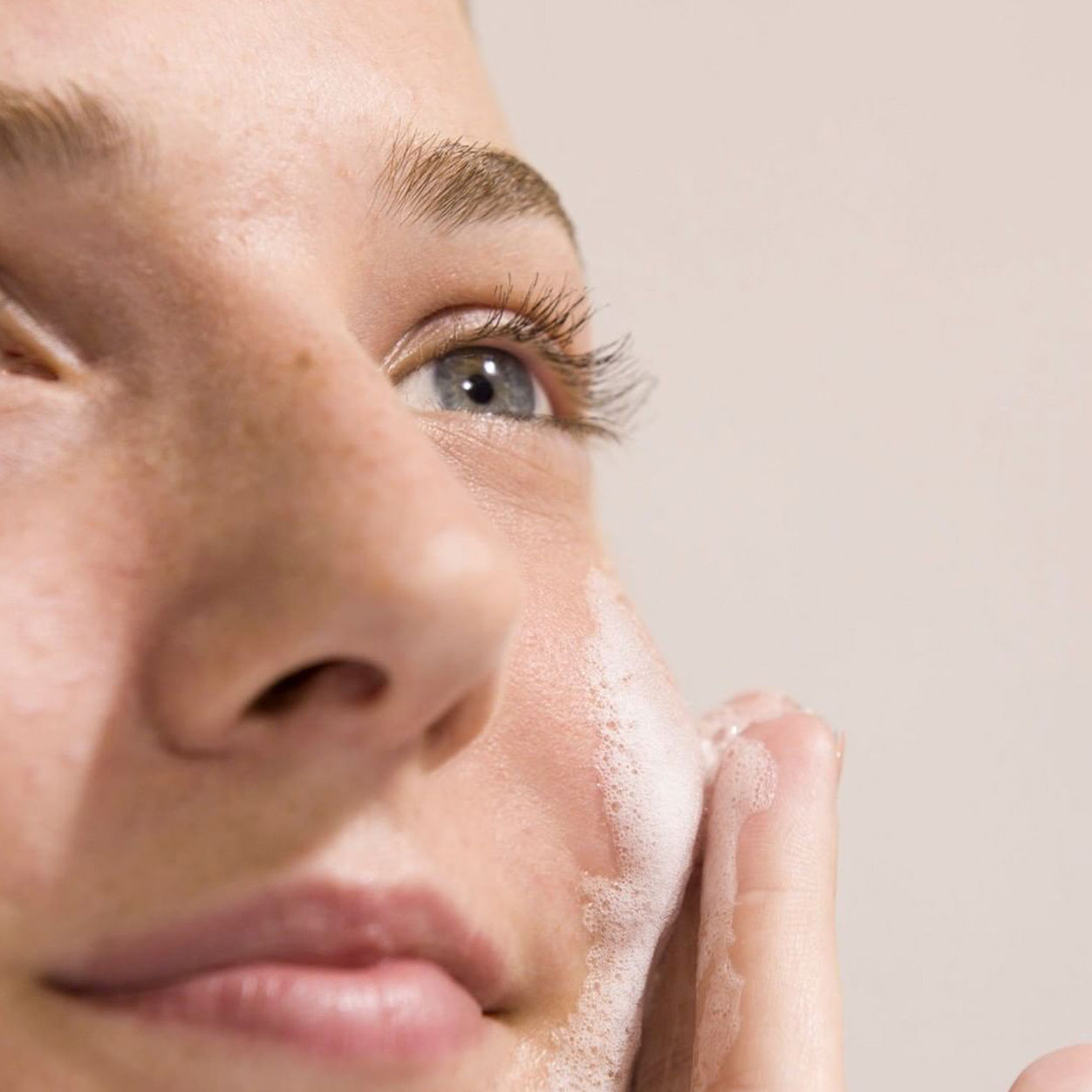 Clearance Cleansing Gel - Gentle Face Wash for Acne-Prone Skin | Daily Skincare & Makeup Removal