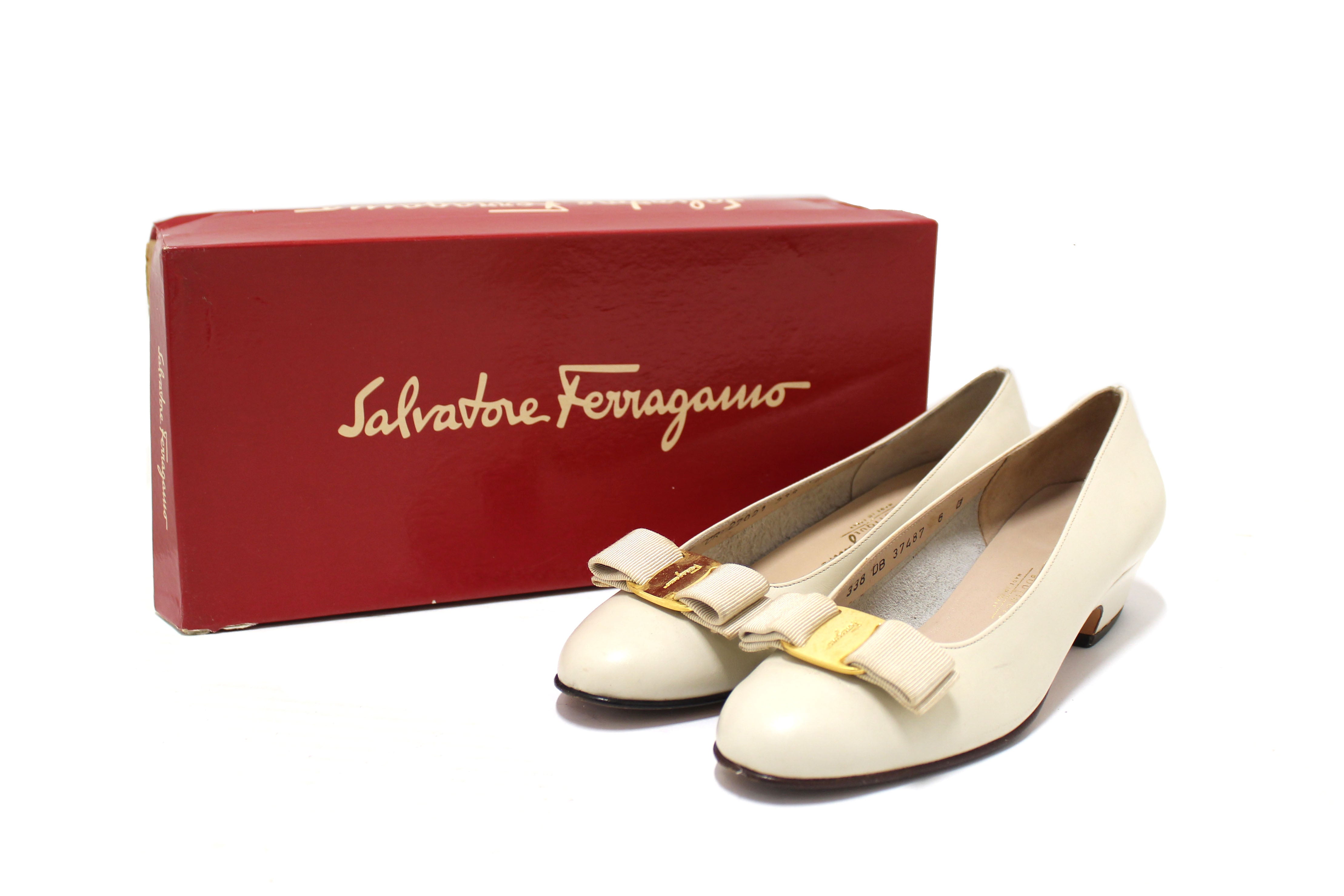 Authentic Salvatore Ferragamo Women's White Leather Kitten Heel Pumps with Bow - Size 6B (US) - Perfect for Weddings, Office Wear & Special Occasions
