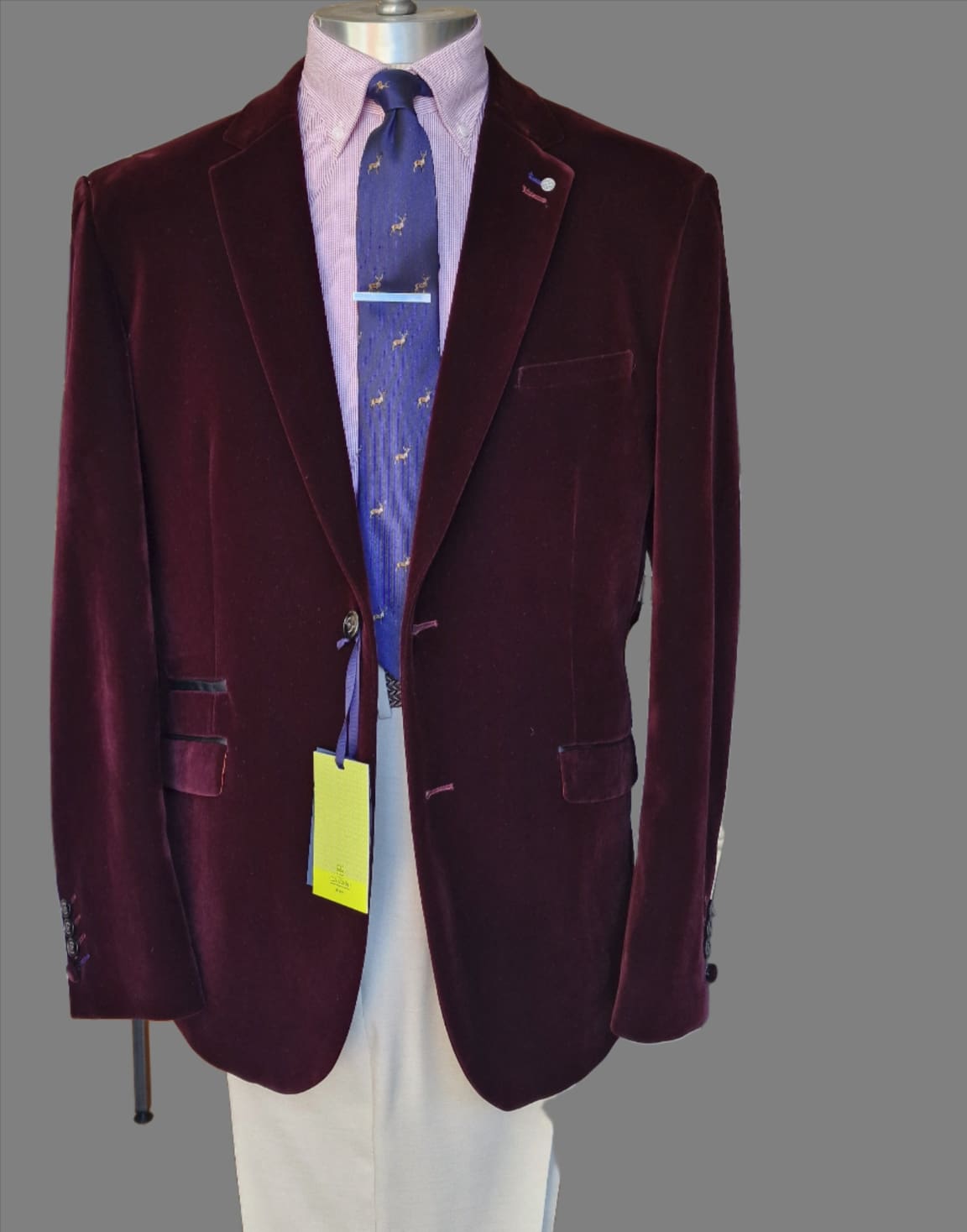 Cavani Sicily Wine Velvet Slim Fit Blazer for Men - Elegant Formal Dinner Jacket for Weddings, Parties & Special Occasions