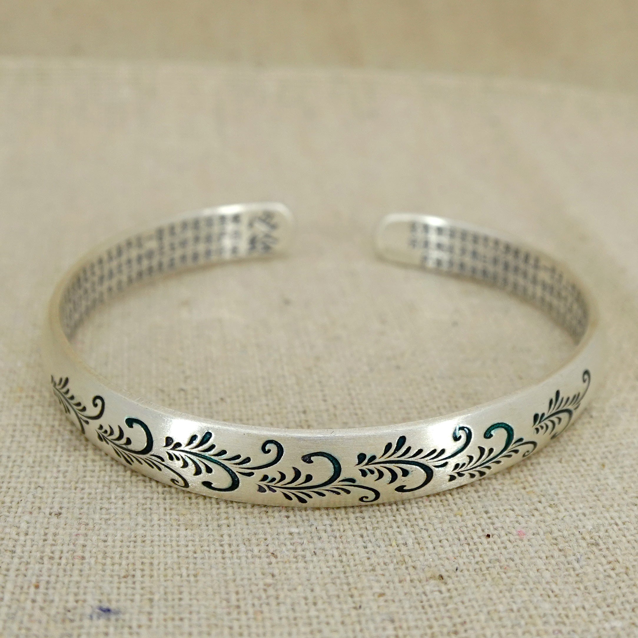 Elegant Silver Bangle with Heart Sutra Engraving - Perfect for Meditation, Yoga & Spiritual Jewelry Gifts