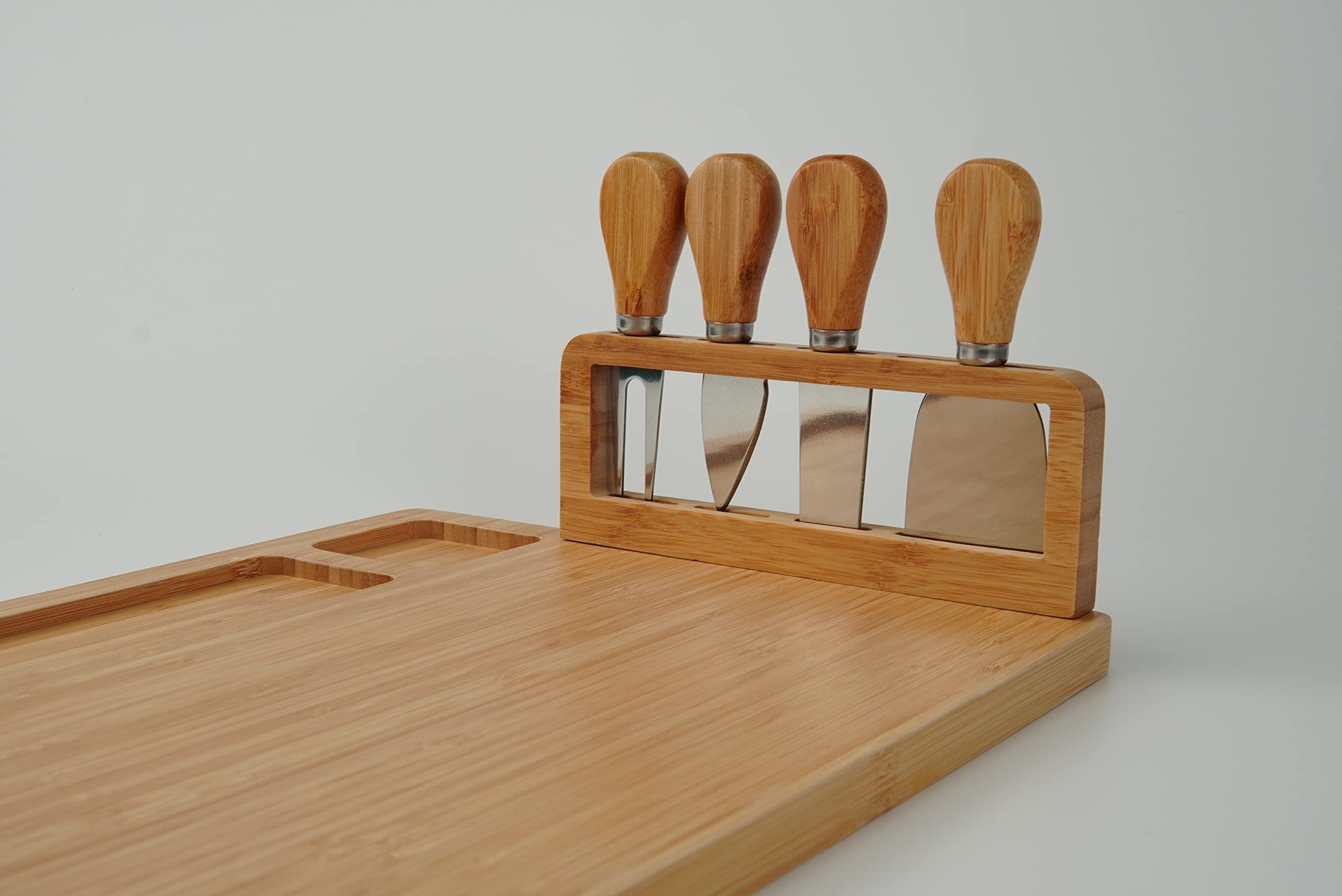 Premium Bamboo Cheese Board and Knife Set - Charcuterie Serving Platter with 4 Stainless Steel Knives - Perfect for Wine Pairings, Entertaining Guests, and Holiday Gifts - Ideal for Cheese Lovers, Dinner Parties, and Charcuterie Displays