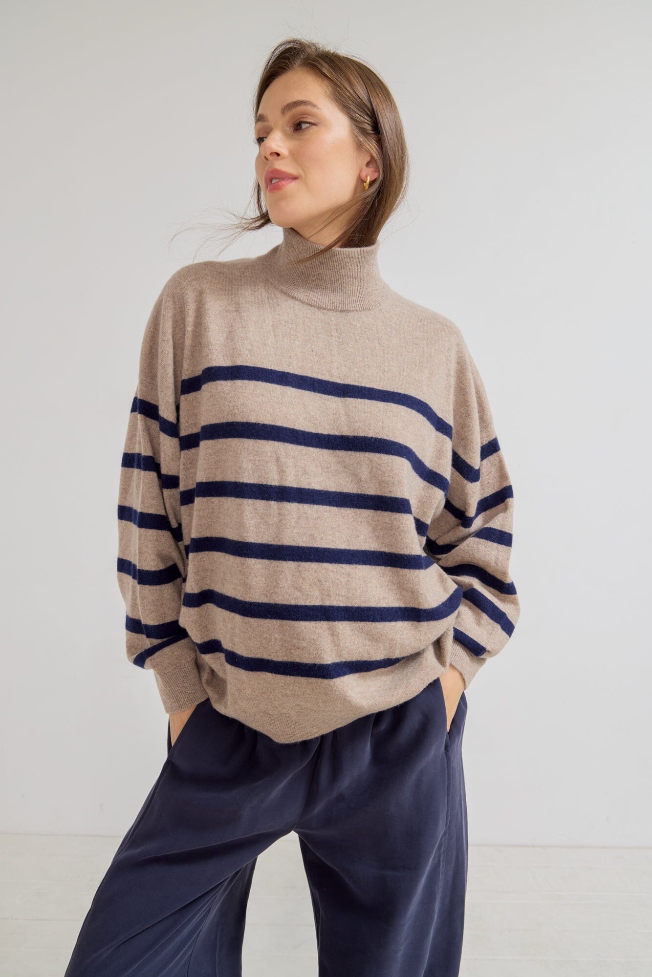 Luxury Estella Cashmere Turtleneck Sweater for Women - Soft 100% Pure Cashmere Winter Pullover - Perfect for Office, Date Night & Holiday Outfits