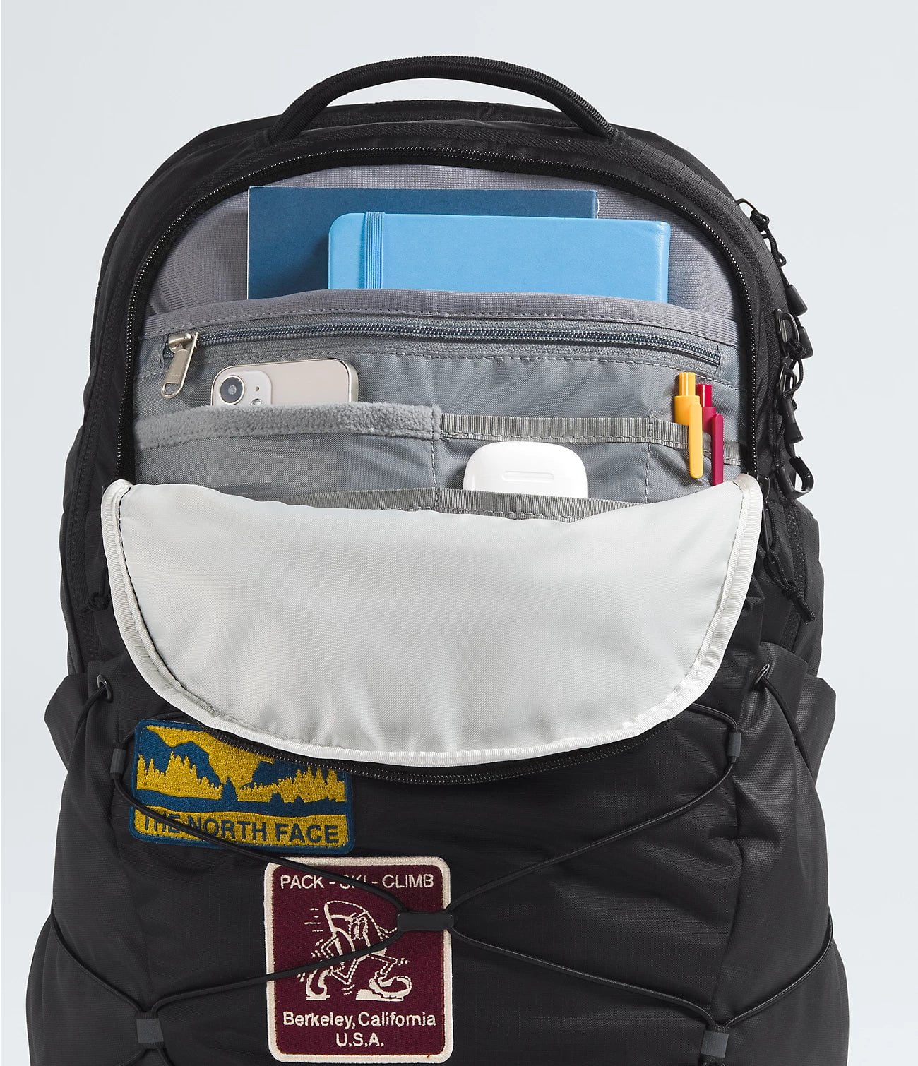 The North Face Borealis Backpack - Lightweight Hiking & Travel Daypack for Men & Women - Durable Laptop Backpack for School, Work, Outdoor Adventures & Commuting