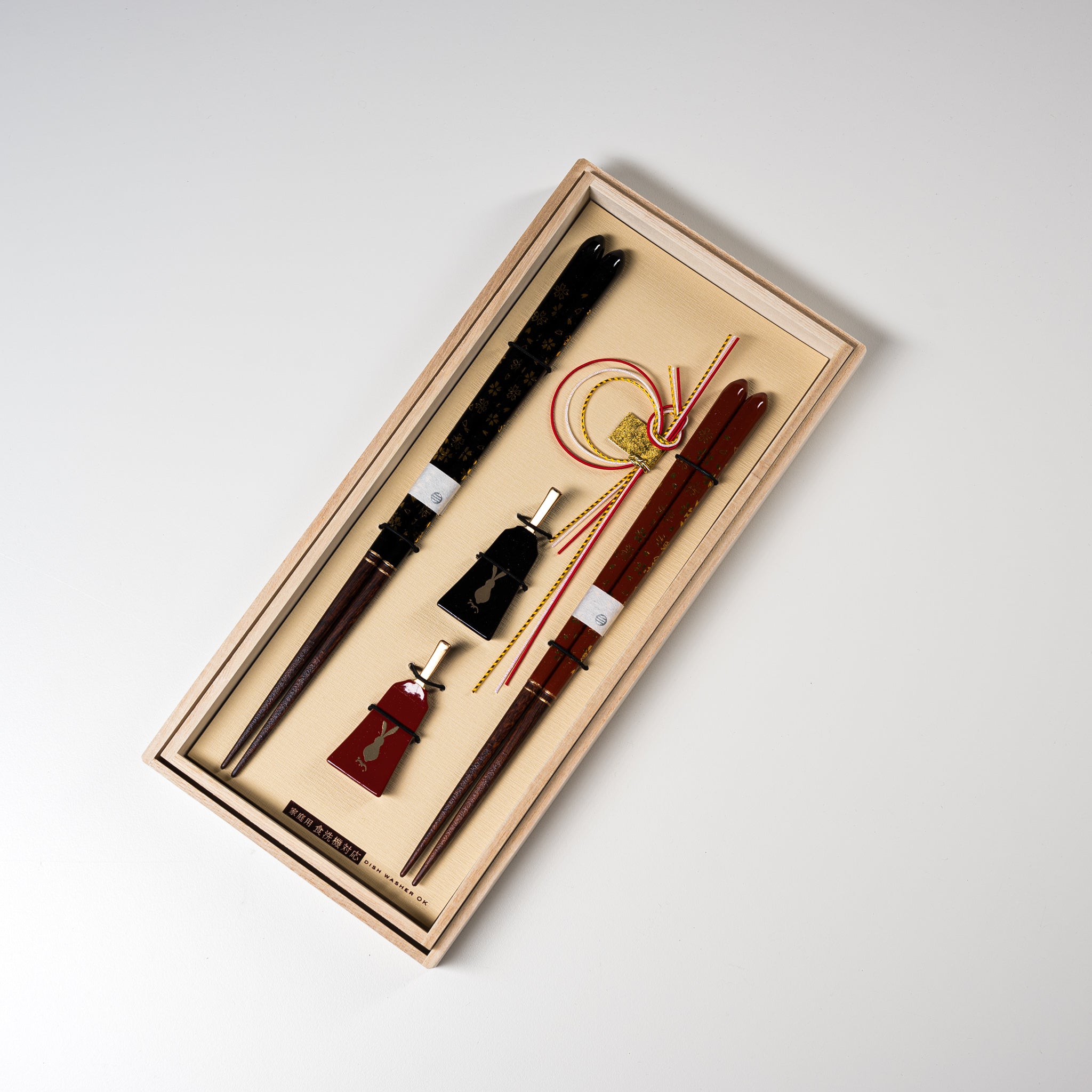 Premium Japanese Rabbit Chopsticks Gift Set - Handcrafted Hagoita Design for Sushi, Ramen & Asian Cuisine - Perfect for Weddings, Housewarming & Holiday Gifts
