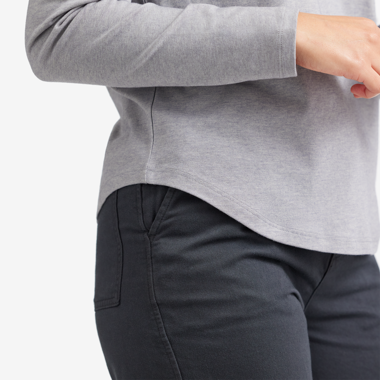 Premium Women's Soft Merino Wool Long Sleeve T-Shirt - Medium Grey - Warm & Comfortable Base Layer for Winter, Hiking & Outdoor Activities