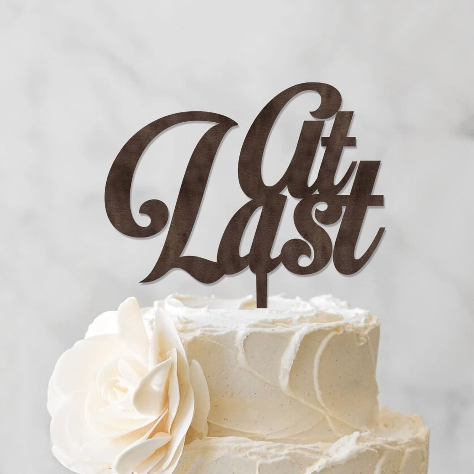 Custom Mr & Mrs Wooden Cake Topper - Bride and Groom Wedding Cake Decor with Funny Love Quotes for Engagement, Marriage & Party Celebrations | Perfect for Wedding Cakes, Anniversary Cakes & Romantic Dessert Displays