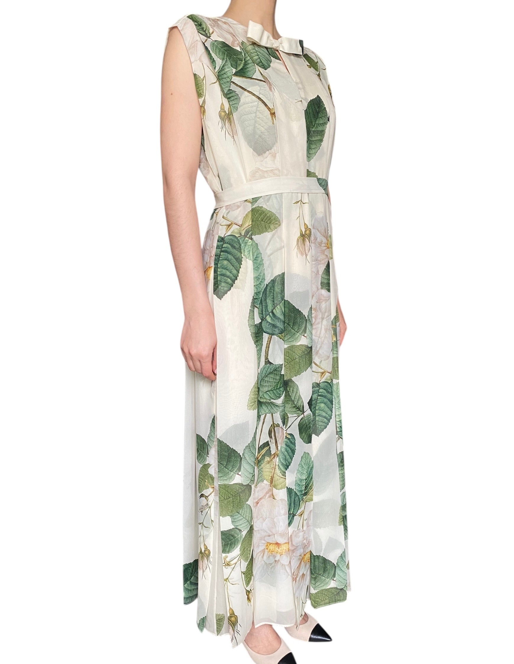 Giambattista Valli Ivory Green Silk Chiffon Roses Print Evening Gown Dress Size IT44 US8 for Wedding, Prom & Special Occasions