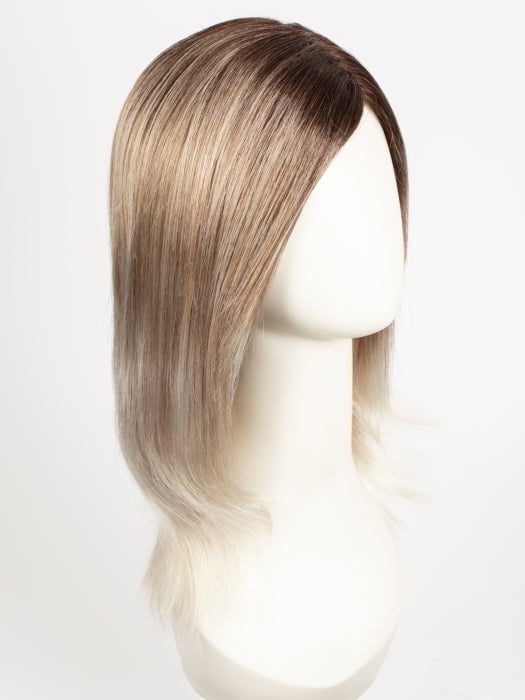 Premium Dakota Synthetic Lace Front Wig - Natural Looking Human Hair Style for Women | Perfect for Cosplay, Daily Wear & Special Occasions