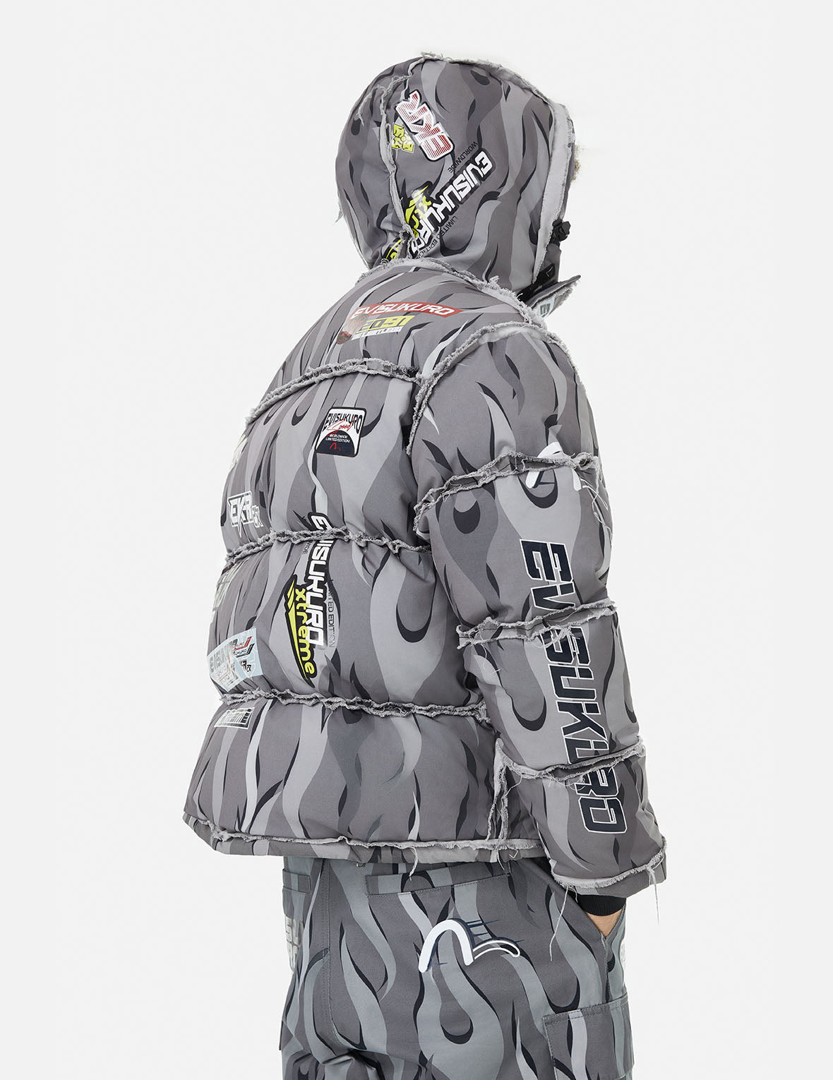 Tear Away Racing Camouflage Oversized Down Jacket - Winter Warm Puffer Coat for Men & Women - Perfect for Outdoor Sports, Snowboarding & Streetwear Fashion