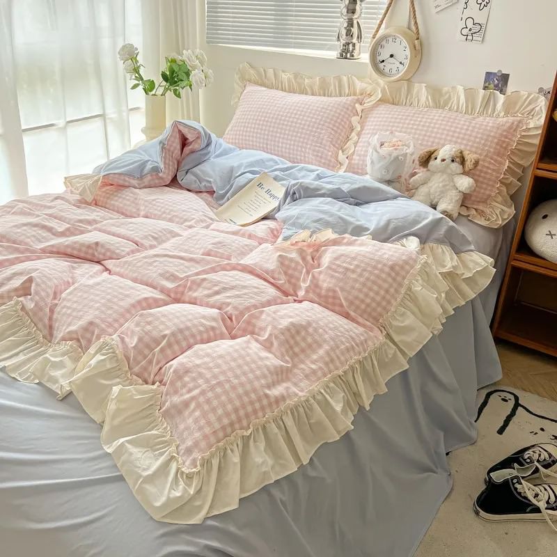 Pastel Plaid Ruffled Bedding Set - Kawaii Aesthetic Comforter & Pillowcase for Girls Room Decor, Teen Bedroom, Dorm Essentials - Soft & Cozy for Sweet Dreams