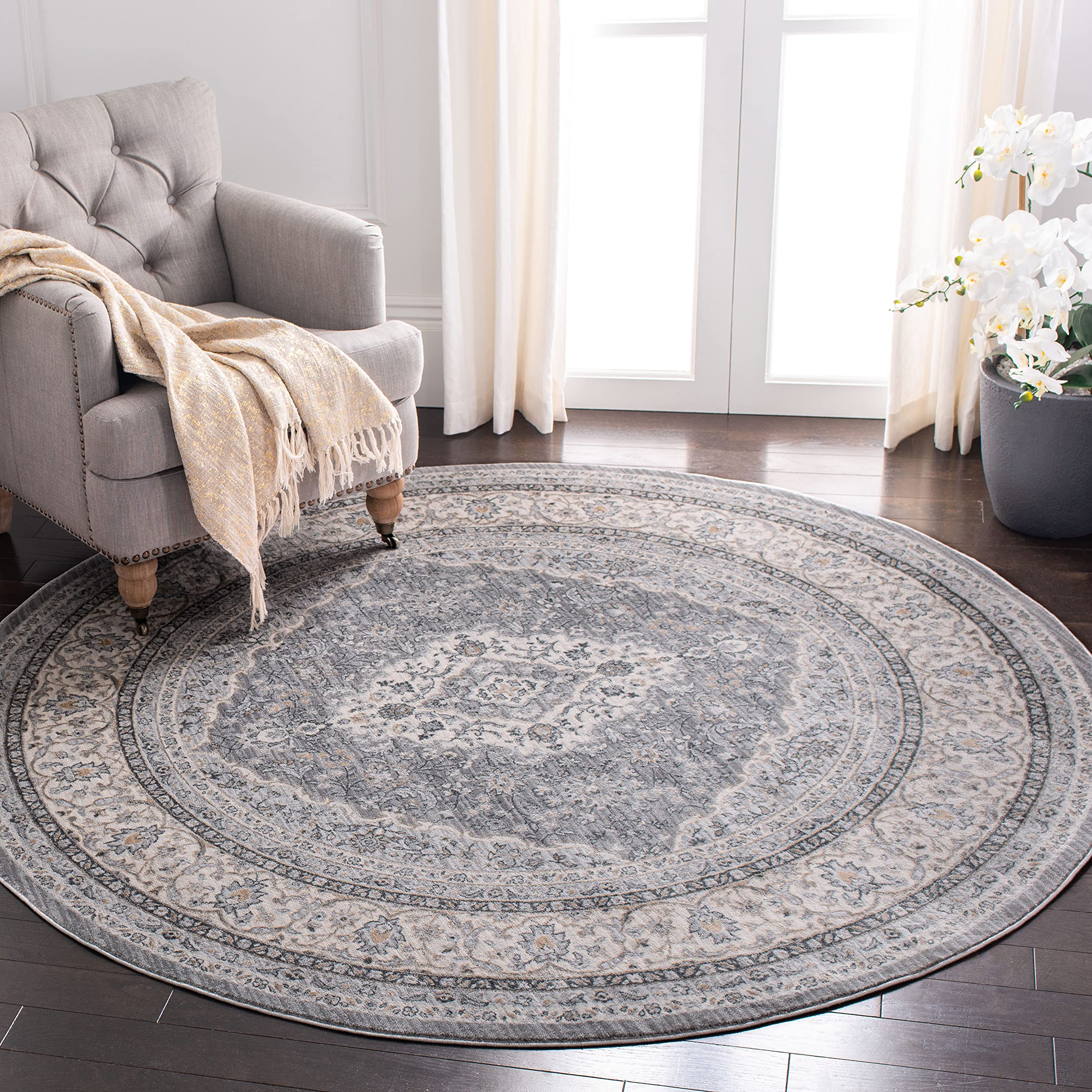 SAFAVIEH Isabella Collection 6'7