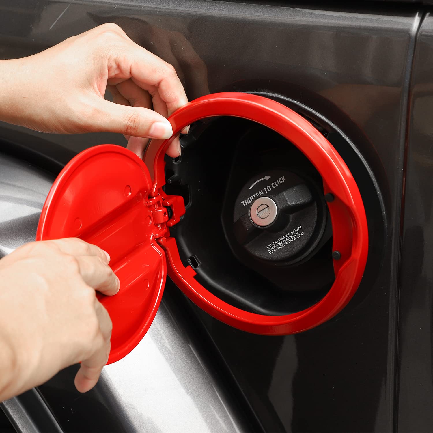 JWWY Aluminum Alloy Fuel Tank Cover Gas Cap for 2018-2025 Jeep Wrangler JL (2/4 Door) - Red Exterior Accessory | Durable Petrol Filler Cap Trim | Perfect for Off-Roading & Car Customization