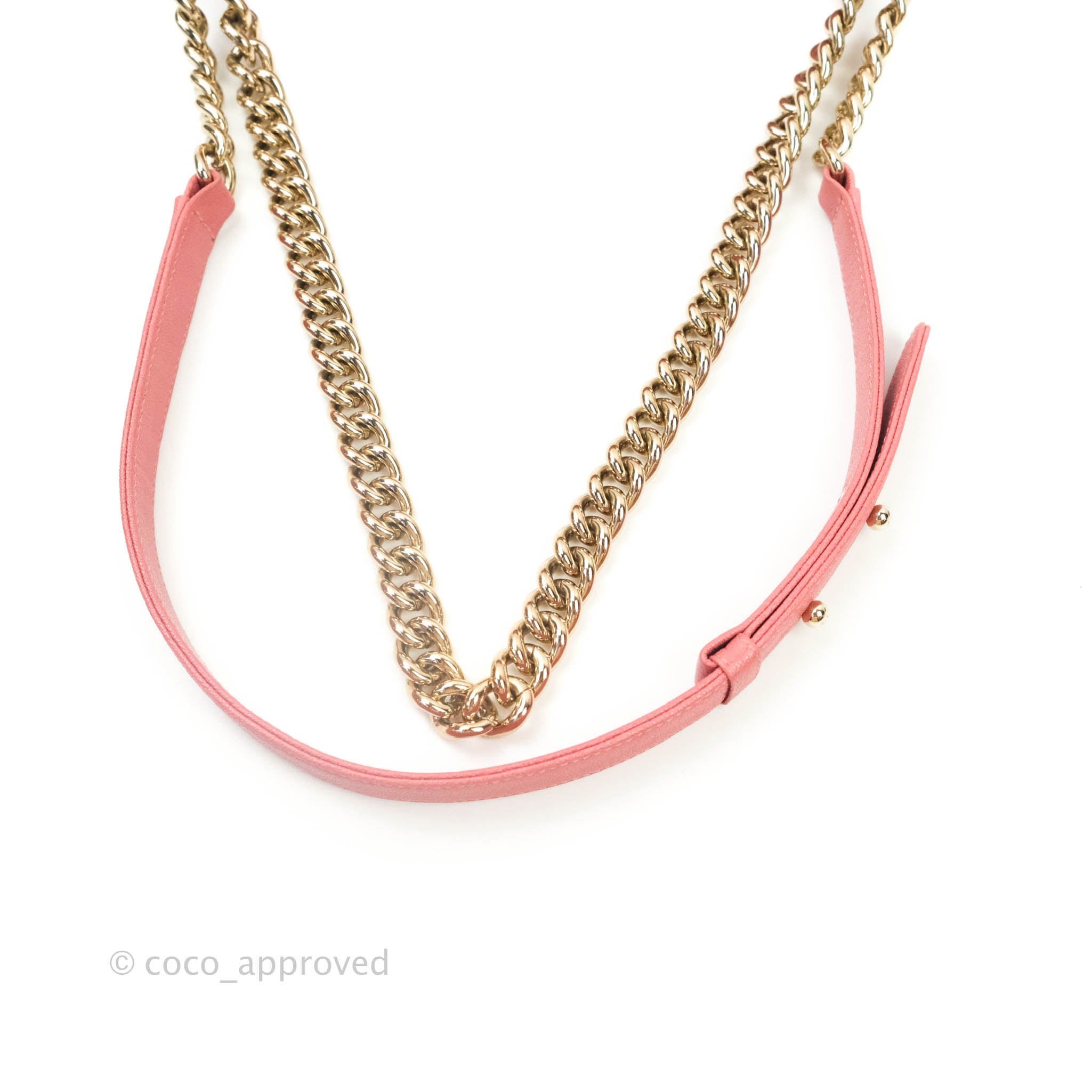 Chanel Boy Chevron Medium Flap Bag in Pink Caviar Leather with Gold Hardware - Perfect for Evening Events & Luxury Fashion Accessories