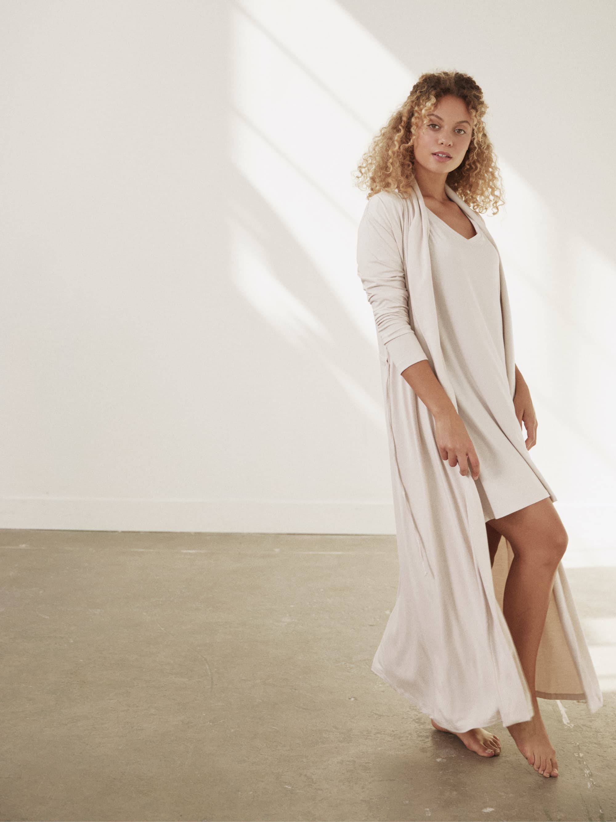 Luxury Modal Long Robe for Women - Soft & Breathable Kimono Style Bathrobe - Perfect for Spa, Lounge & Home Relaxation