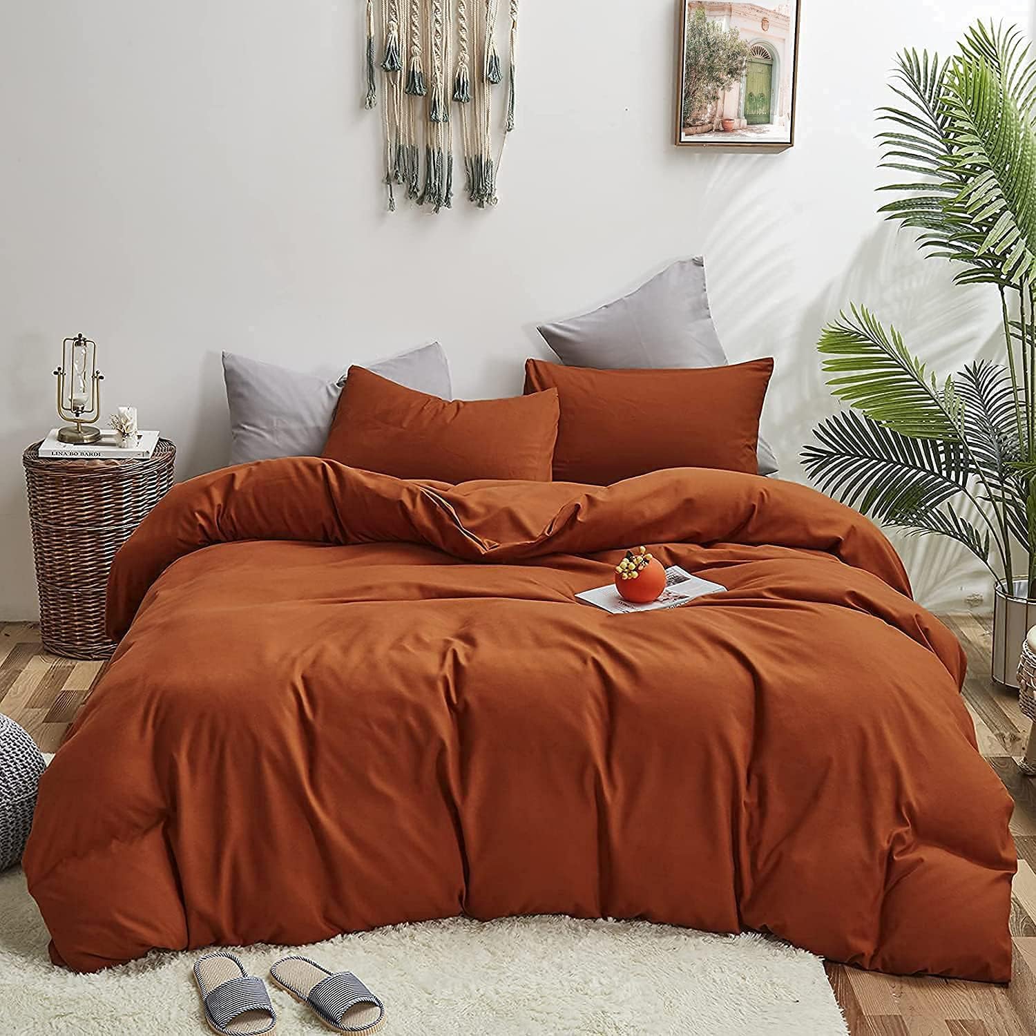 Luxlovery Burnt Orange Comforter Set Queen - Rust Bedding Set with Caramel Solid Blanket & Quilt - 3 Piece Terracotta Color Comforter Set for Queen Bed - Perfect for Fall & Winter Bedroom Decor, Cozy Home Upgrade