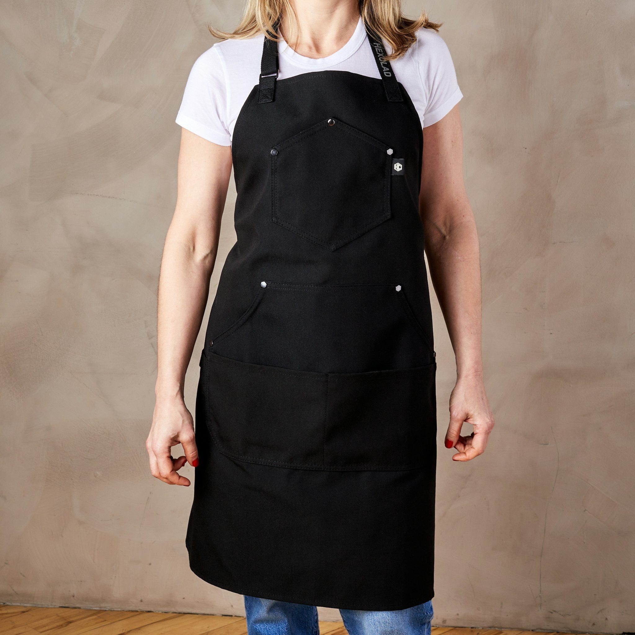 Eco-Friendly Modern Kitchen Apron - Onyx Black for Cooking, Baking & Grilling - Adjustable & Stylish Chef Apron for Home & Professional Use