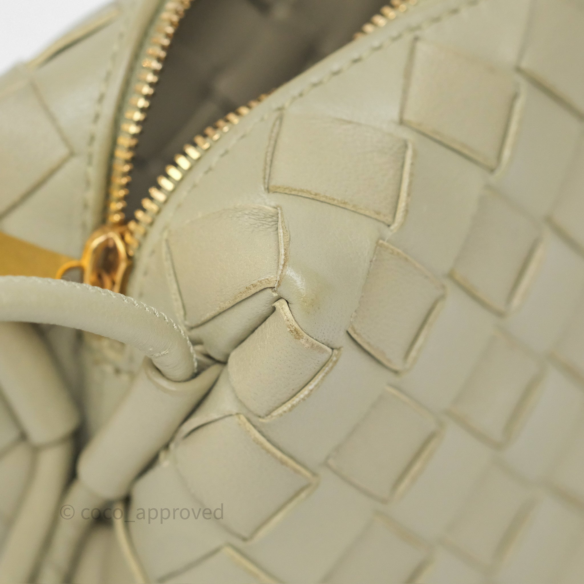Bottega Veneta Loop Camera Bag - Intrecciato Lambskin Leather Crossbody Bag in Travertine | Stylish Everyday Purse for Women, Perfect for Work, Travel & Date Night
