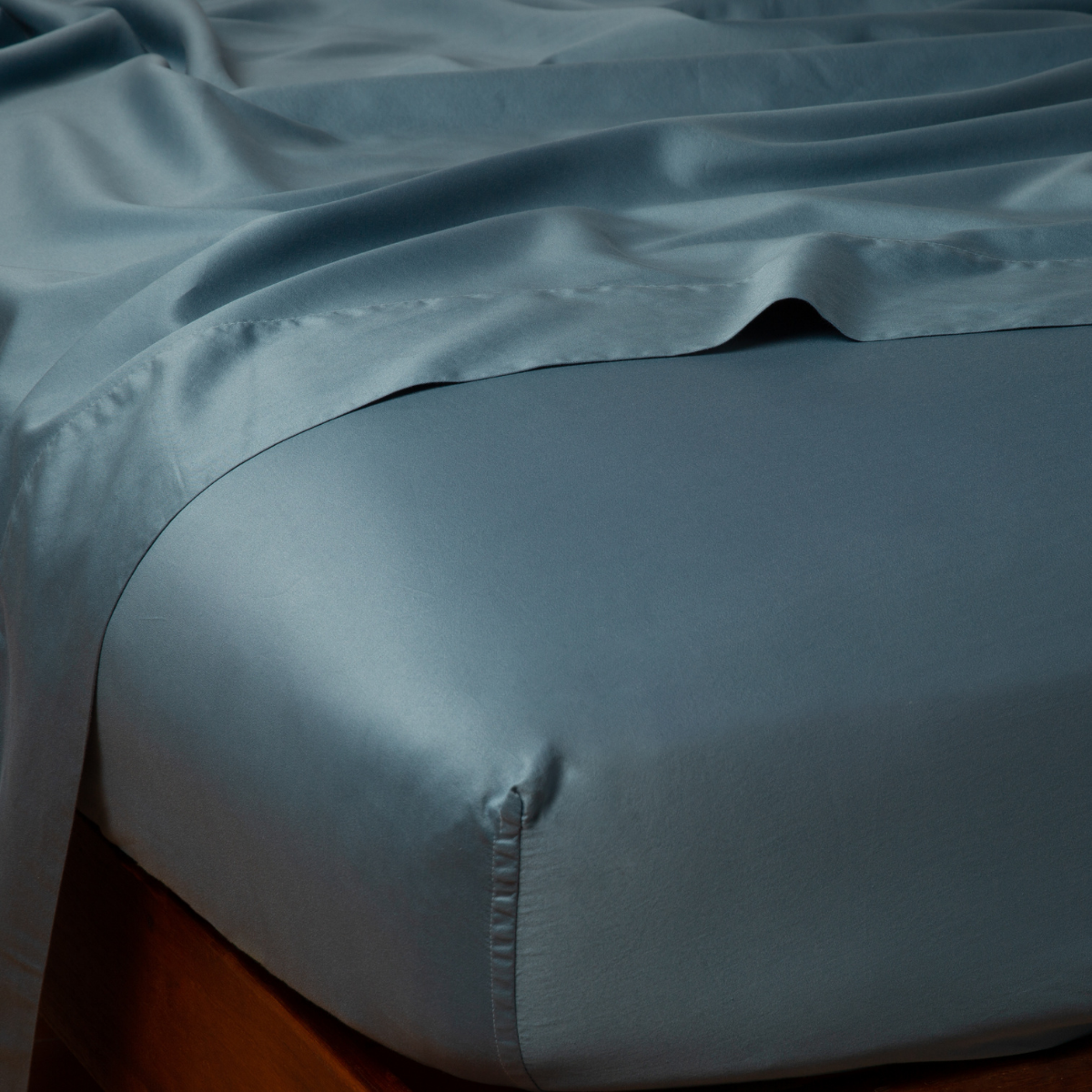 Bria Flat Sheet - Soft & Breathable 100% Cotton Bed Sheet - Perfect for Home, Hotel, and Dorm Room Use