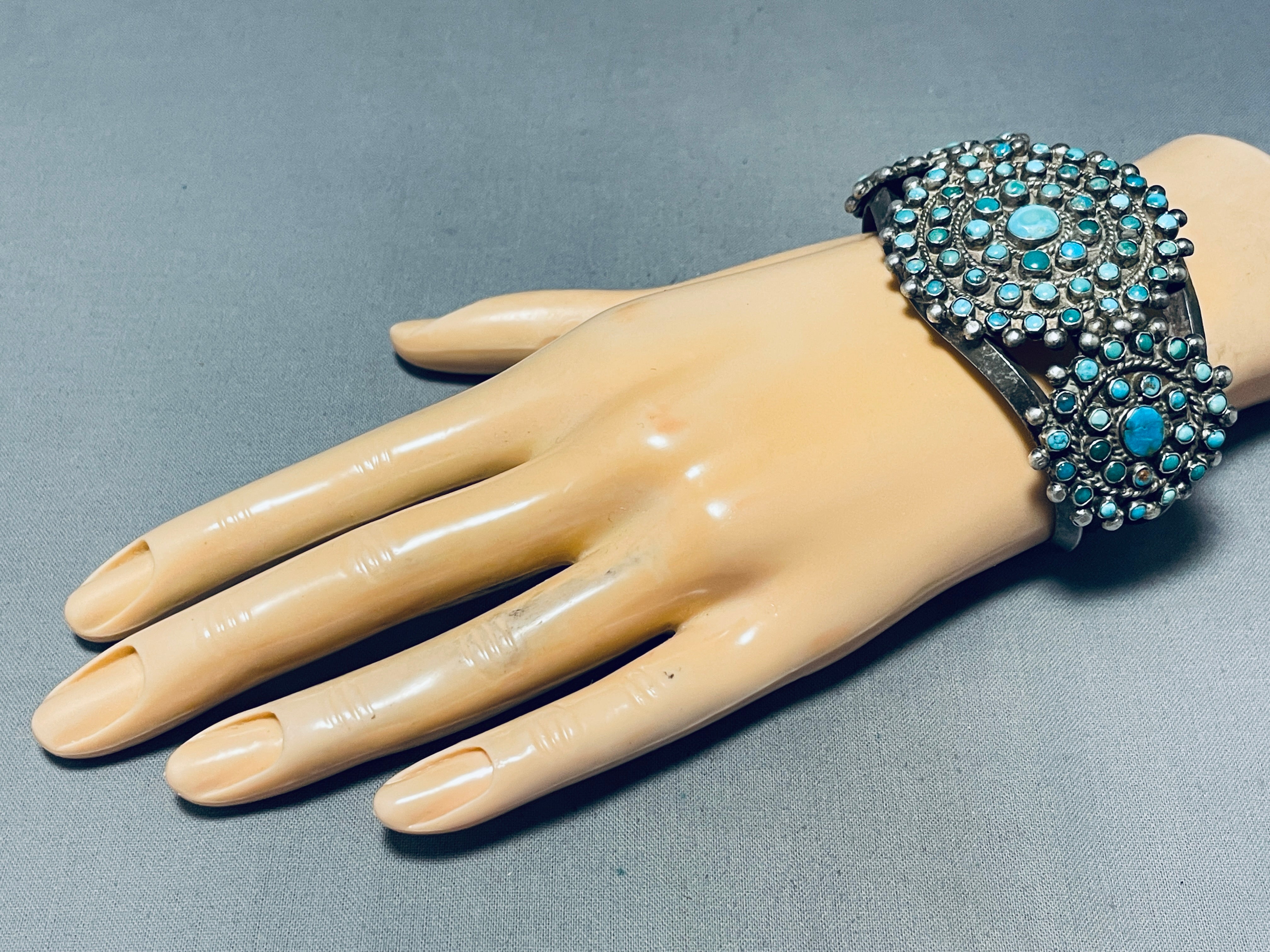Vintage Navajo Sterling Silver Turquoise Bracelet - Authentic Native American Jewelry for Women, Handmade 1920s 1930s Retro Style - Perfect for Boho Fashion, Western Wear & Special Occasions