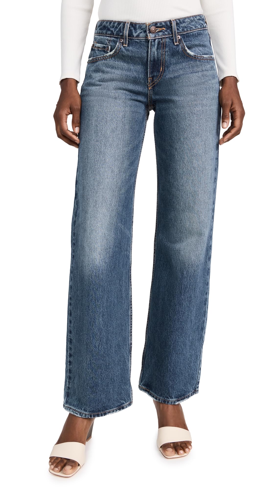 Levi's Women's Low Loose Fit Jeans - Comfortable Stretch Denim Pants for Casual Wear & Everyday Outfits