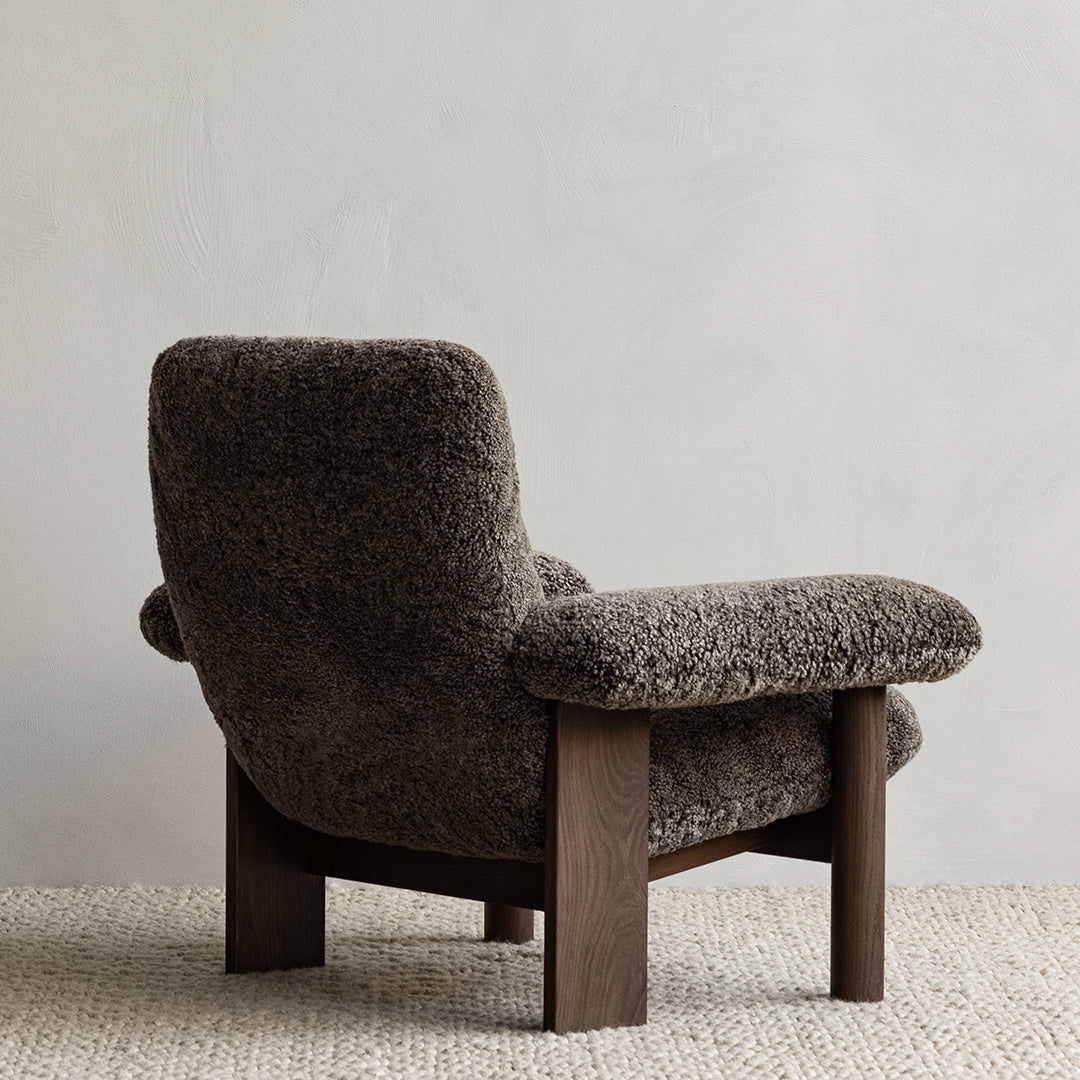 Brasilia Lounge Chair - Mid Century Modern Accent Chair for Living Room, Bedroom & Office - Comfortable Upholstered Armchair with Wooden Legs - Perfect for Relaxing, Reading & Decor