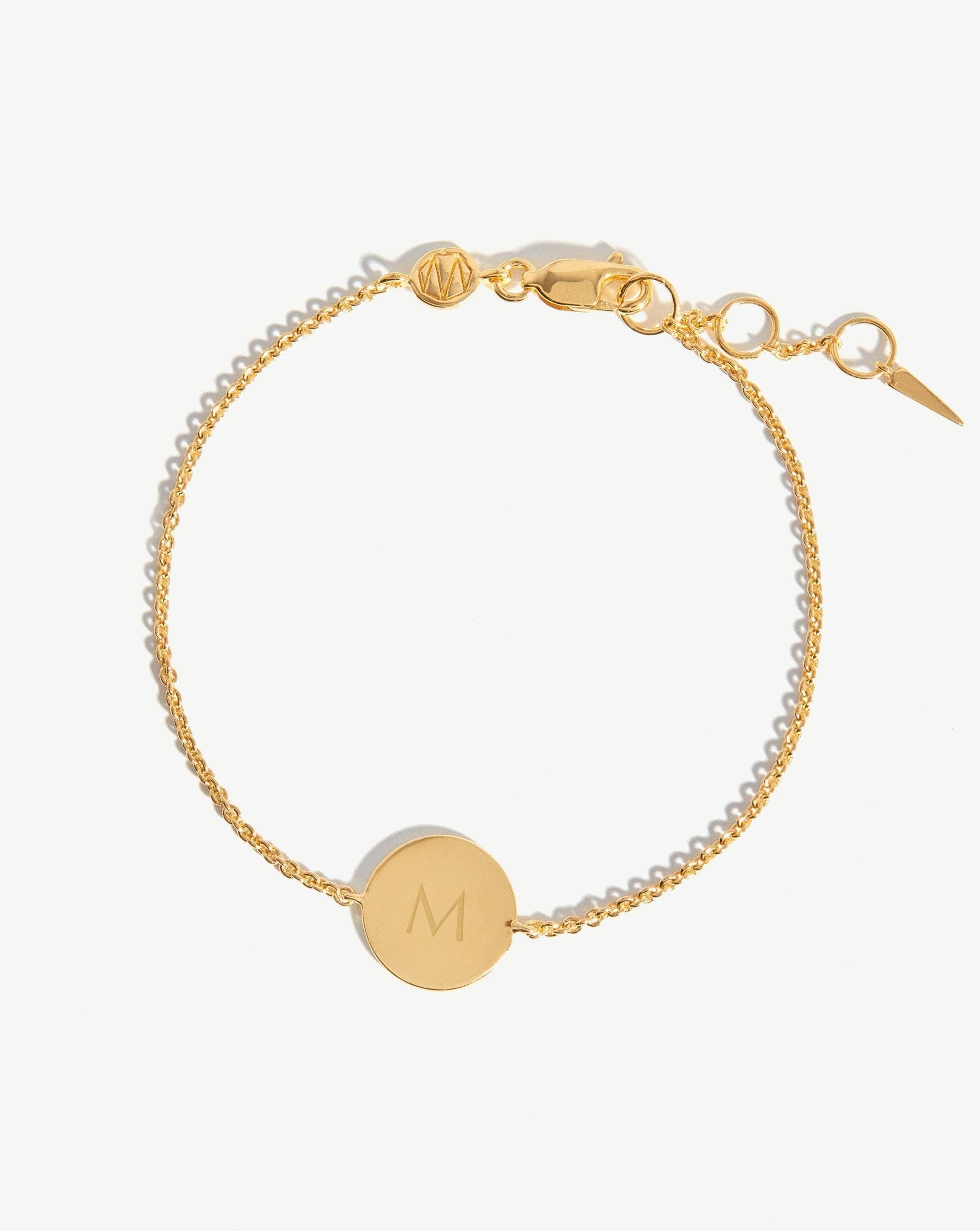 Personalized Engravable Round Stainless Steel Bracelet for Women - Custom Name Gift for Mom, Sister, Wife - Perfect for Anniversaries, Birthdays & Special Occasions