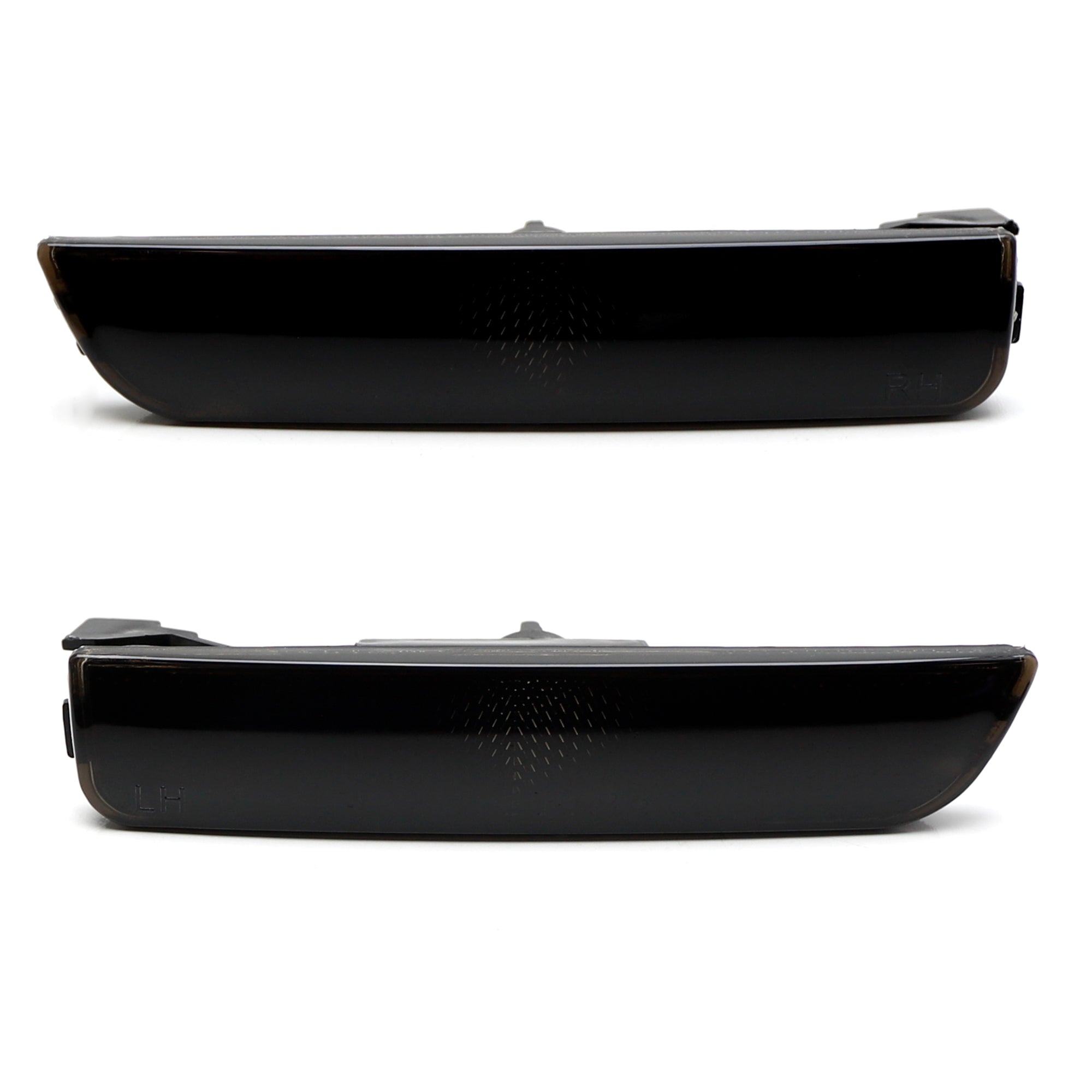 Smoked Lens Front Bumper Side Marker Lights for Volkswagen Passat B5 (2001-2005) - Euro Style Car Accessories for Enhanced Visibility & Safety at Night