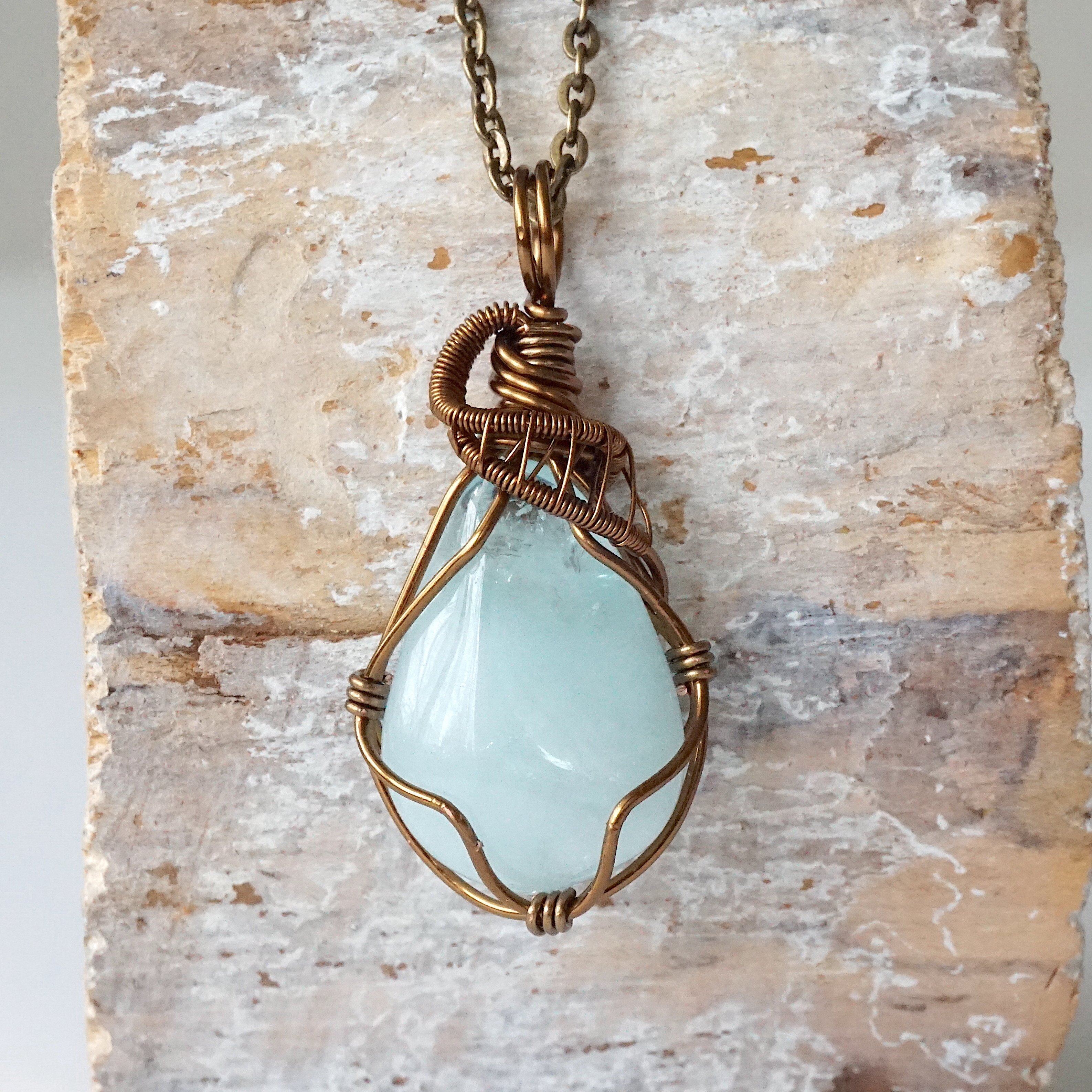 Natural Raw Aquamarine Crystal Pendant Necklace in Antique Bronze - Healing Stone Jewelry for Women, Spiritual Gift, Boho Chic Style Accessory for Meditation, Yoga & Everyday Wear