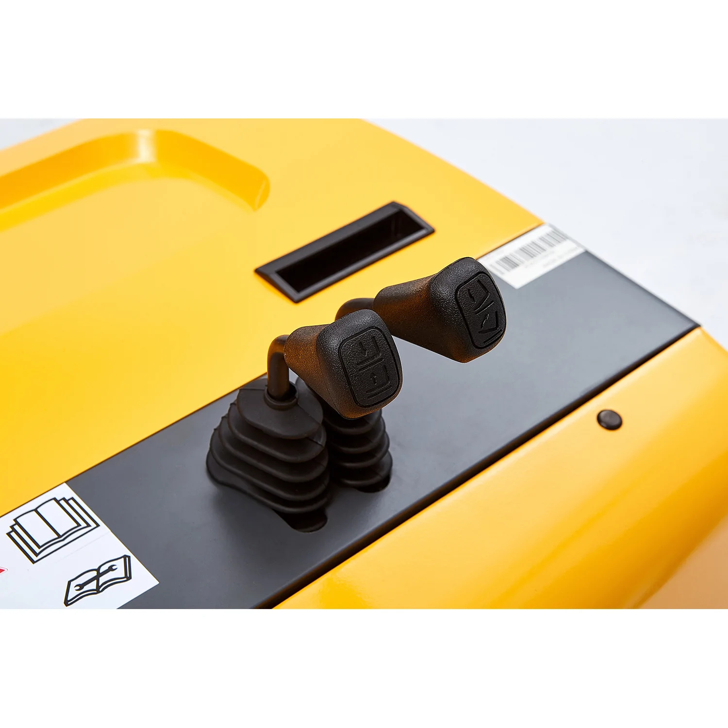 Apollolift A 3032 Electric Counterbalance Stacker - 3300 lbs Capacity, 177