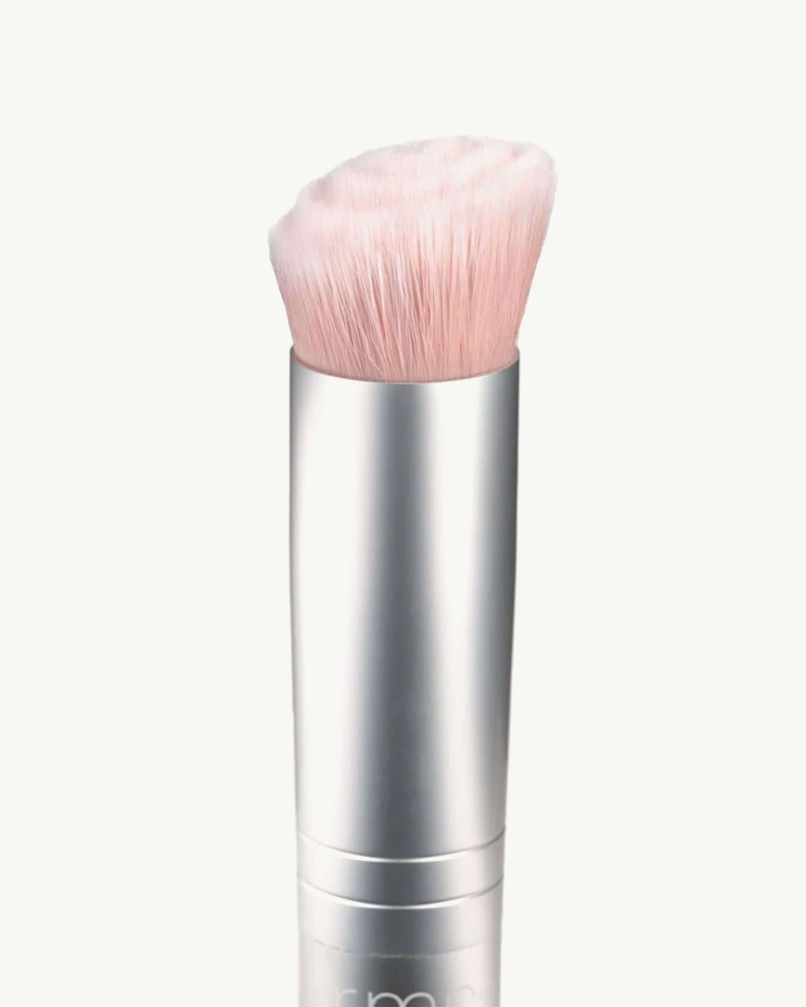 Skin2Skin Foundation Brush - Professional Makeup Brush for Flawless Liquid & Powder Foundation Application - Perfect for Daily Makeup, Bridal Looks & Photo Shoots