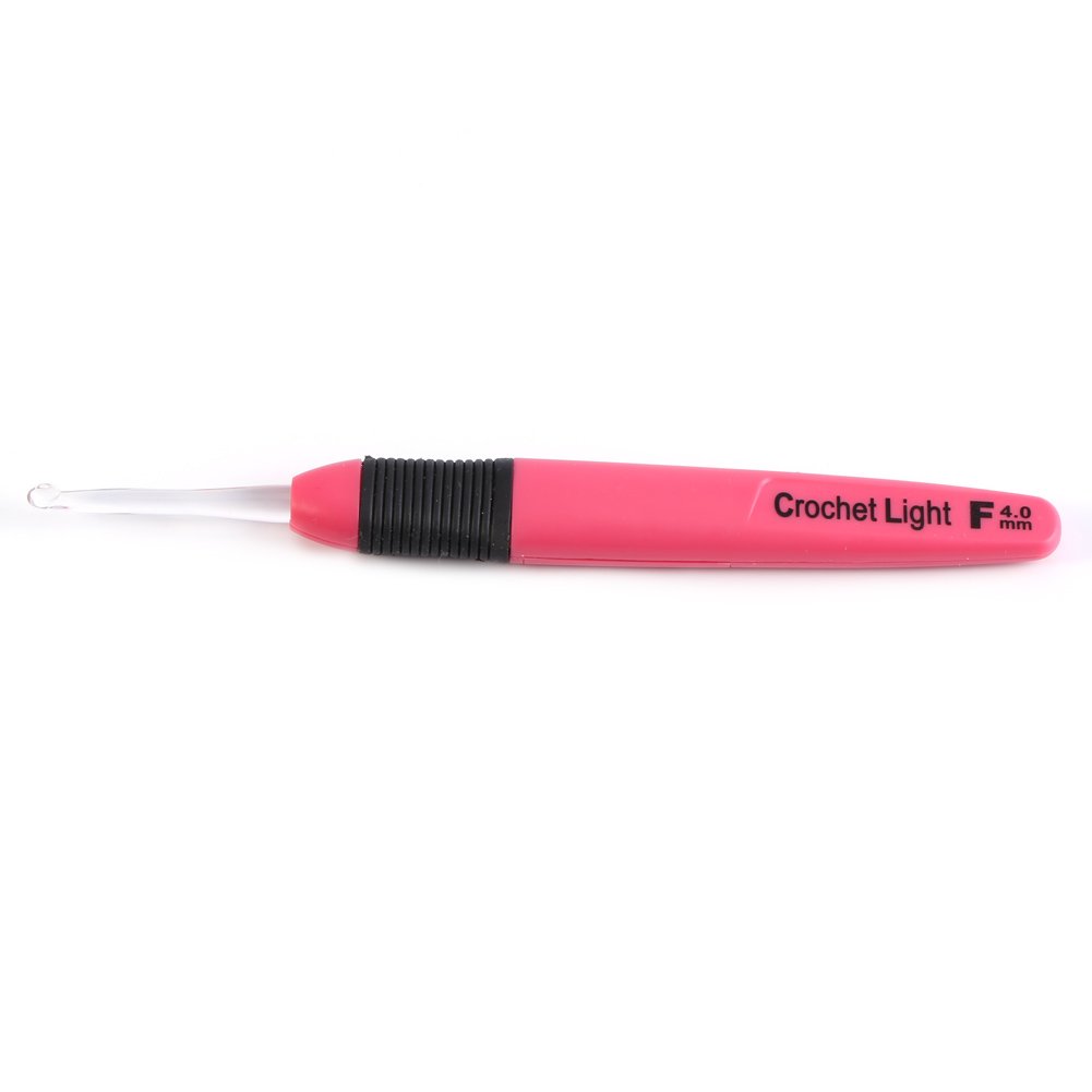 Ergonomic USB LED Light Up Crochet Hooks Set with Replaceable Tips (2.5-6.5mm) - Perfect for Knitting, Crocheting & DIY Crafts in Low Light Conditions