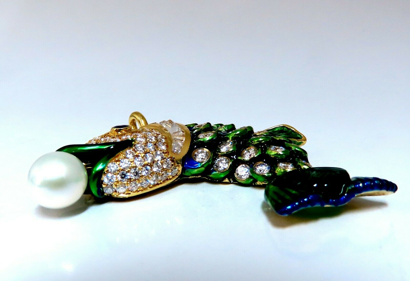 Exquisite 18kt Gold Natural Akoya Pearl Sapphire Emerald & Diamond Enamel Fish Pendant Necklace - Perfect for Elegant Evening Wear & Special Occasions