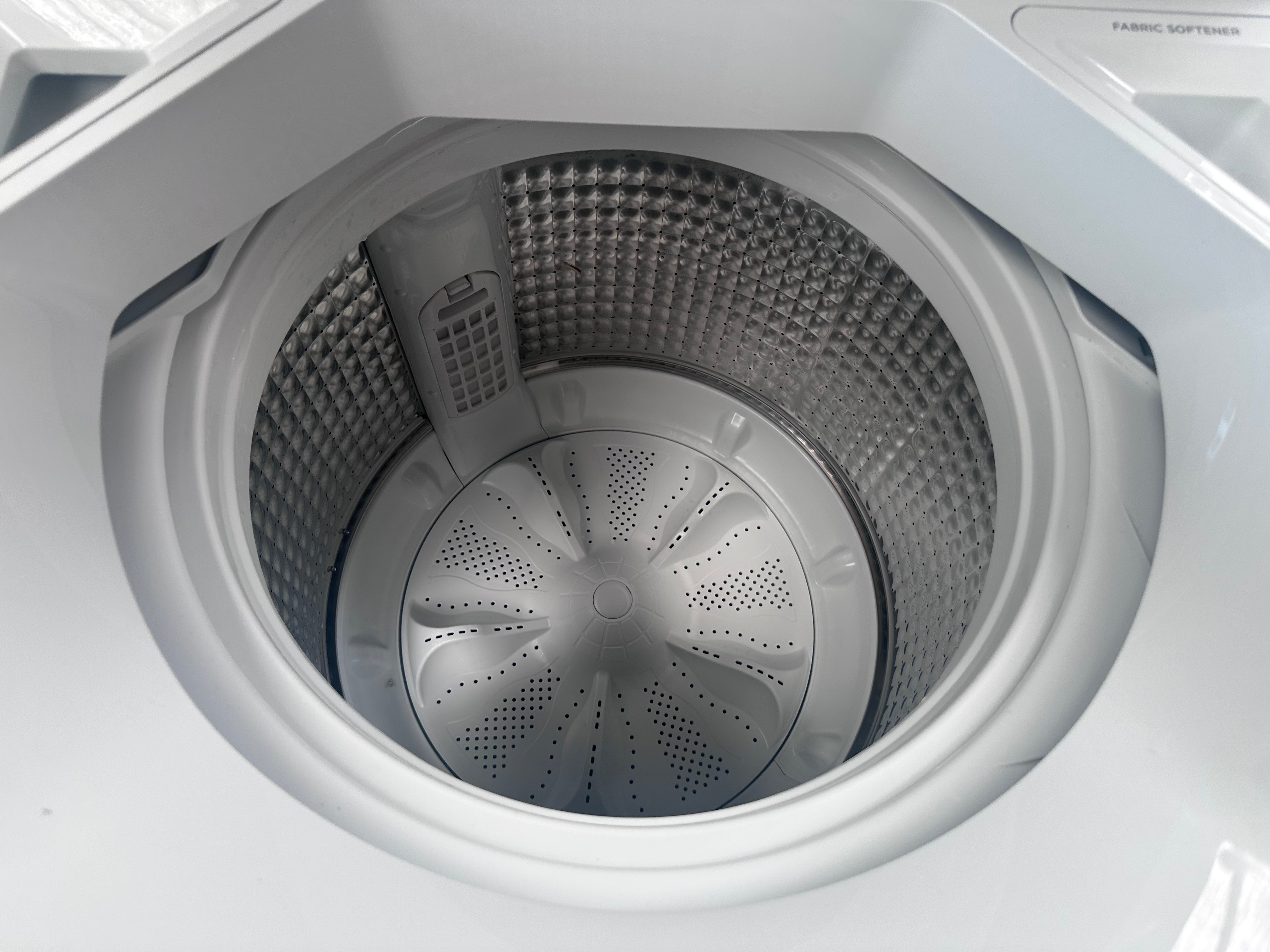 Fisher & Paykel Series 5 8kg Top Load Washing Machine with UV Sanitize Function - Factory Refurbished | Energy Efficient Laundry Solution for Homes & Apartments | Perfect for Small Spaces & Eco-Conscious Families