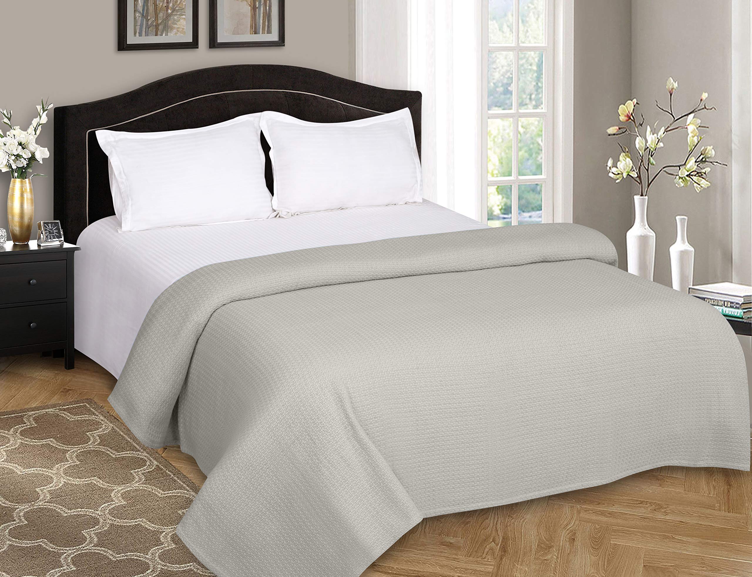 BELIZZI HOME 100% Cotton Twin Size Thermal Blanket - Breathable All Season Bed Blanket for Layering - Light Grey - Perfect for Bedroom, Guest Room, Dorm & Cozy Nights