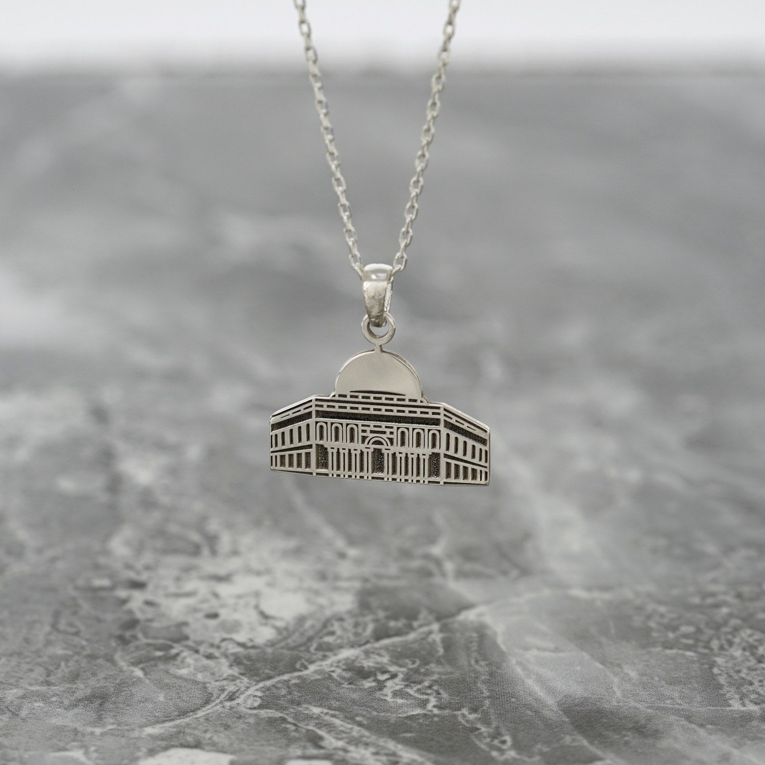 Dome of the Rock Islamic Necklace - 18K Gold Plated Silver Pendant with Masjid Al Aqsa Design - Perfect for Muslim Prayer & Special Occasions