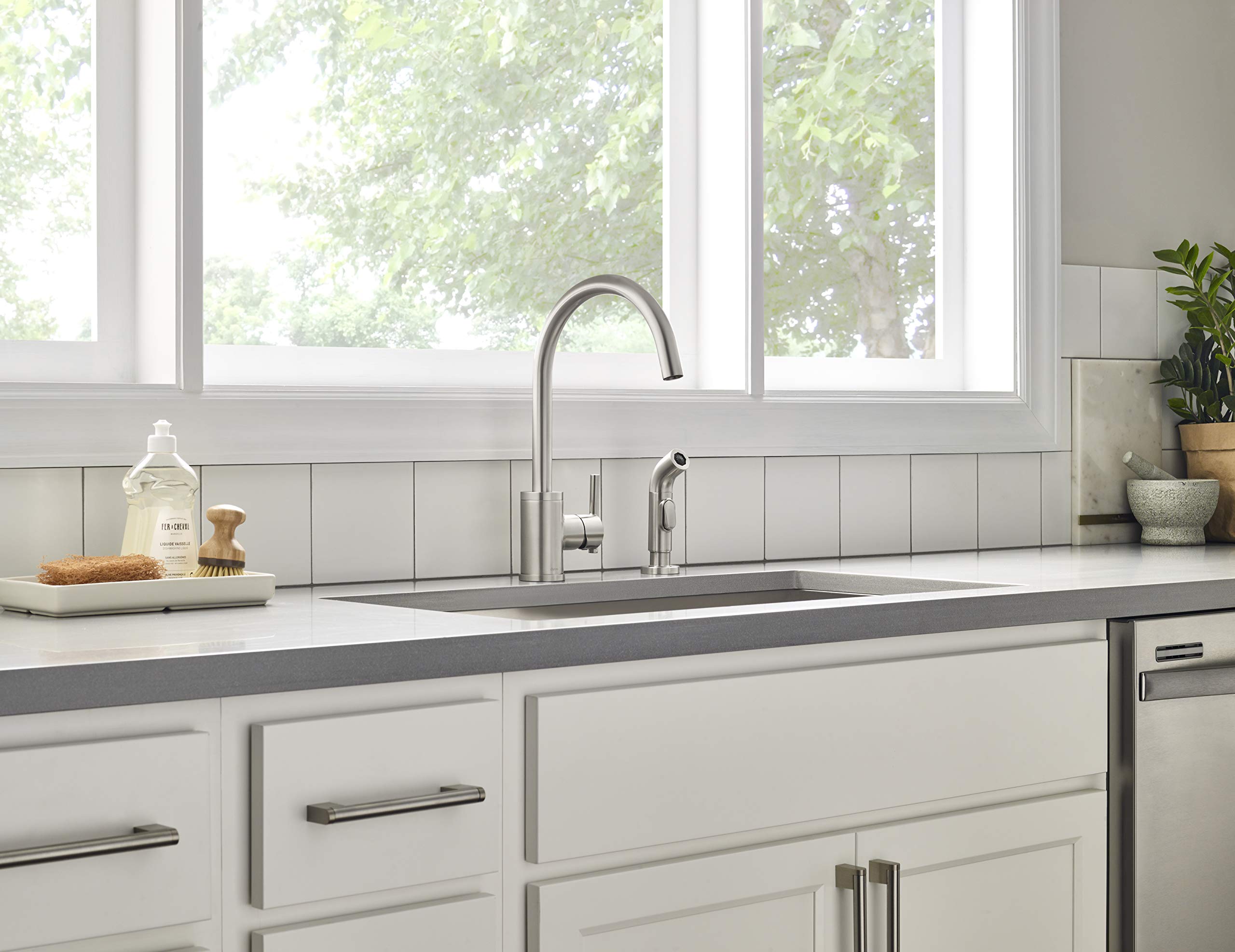 Gerber D401058SS Stainless Steel Kitchen Faucet - High Arc Pull-Down Sprayer, Commercial Grade for Modern Home & Restaurant Use