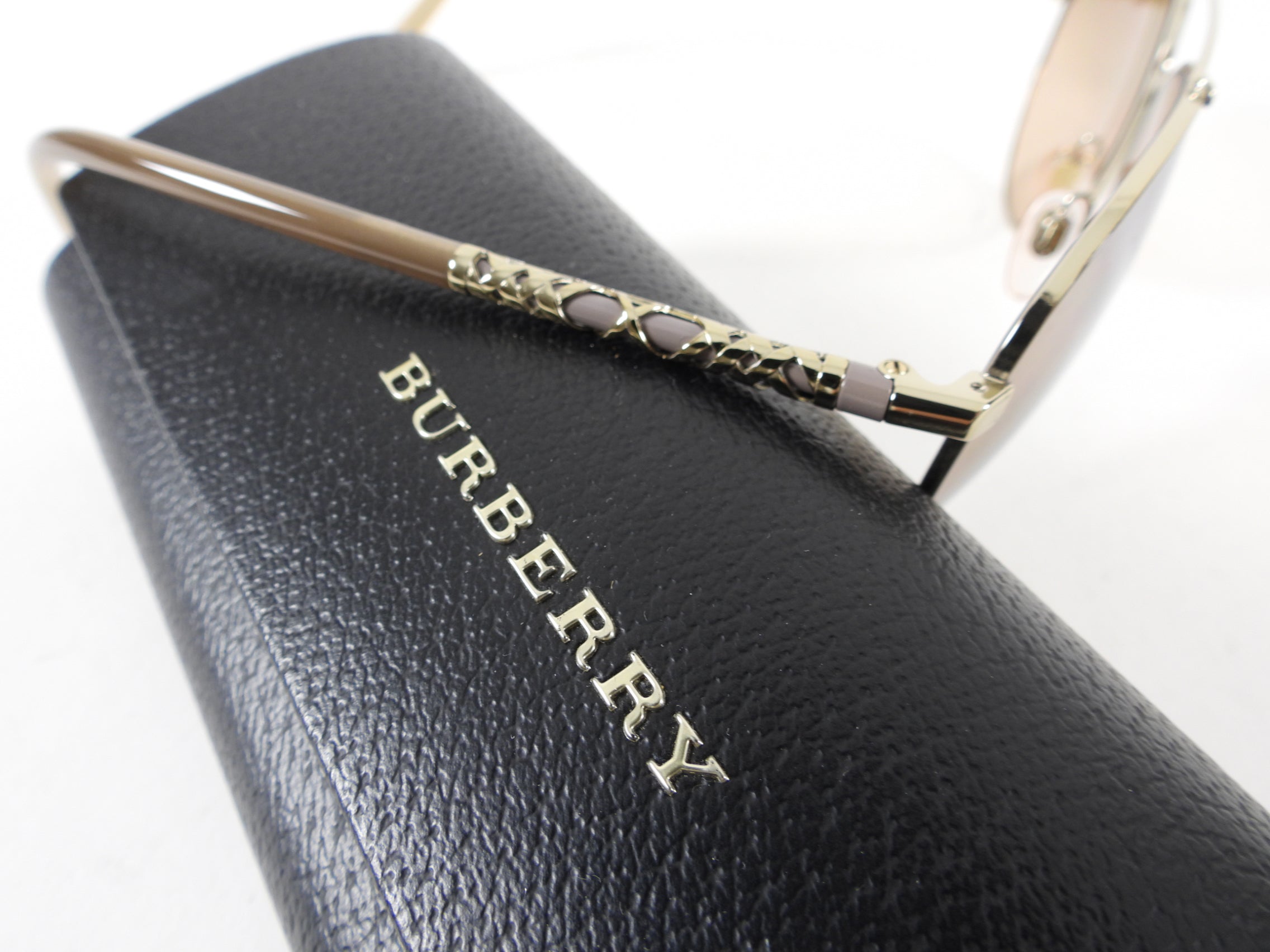 Burberry Aviator Metal Frame Sunglasses B3089 - Classic Polarized UV Protection for Men & Women - Perfect for Driving, Travel, and Outdoor Activities
