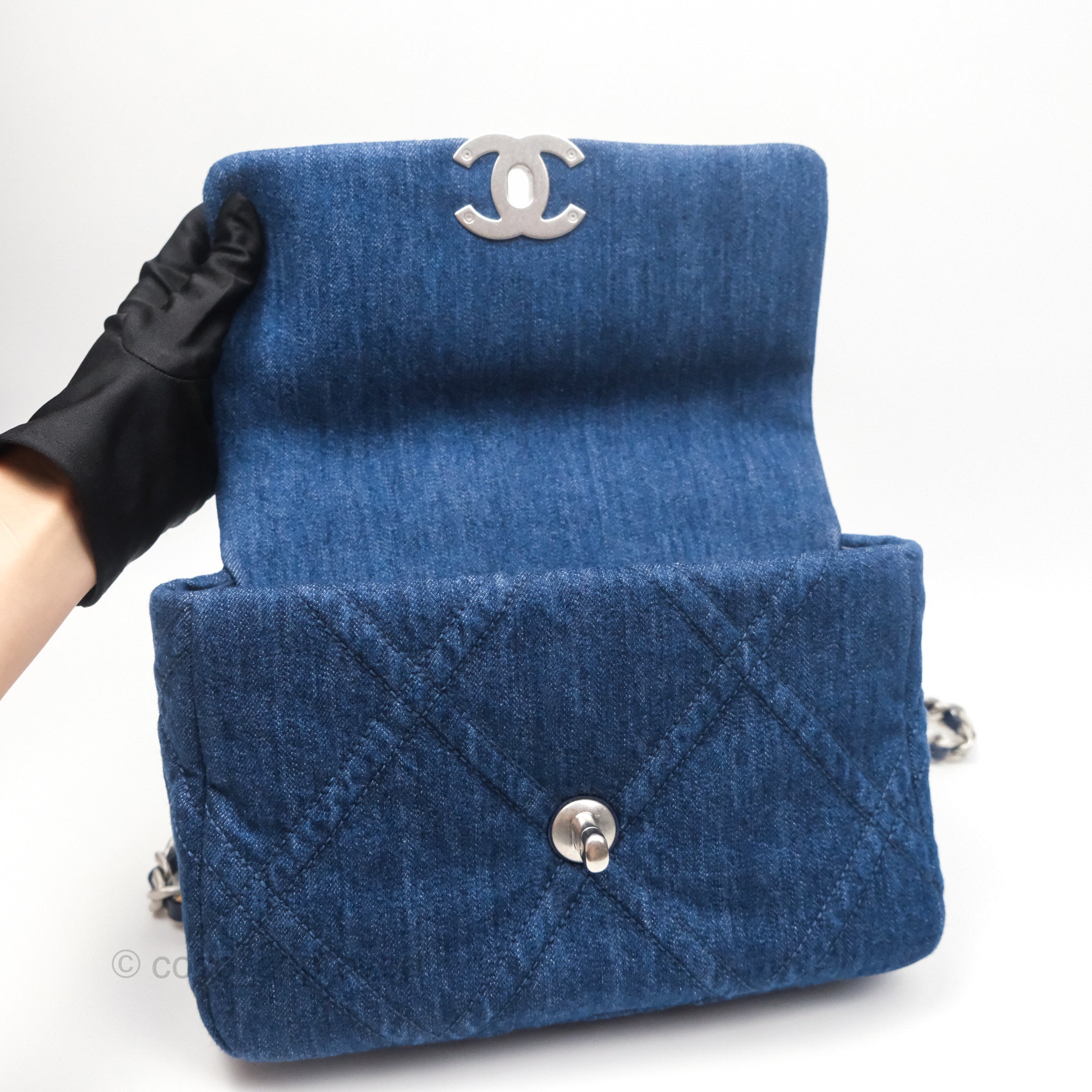 Chanel 19 Small Denim Bag with Mixed Hardware - Luxury Designer Crossbody Bag for Women | Perfect for Date Night, Office & Travel