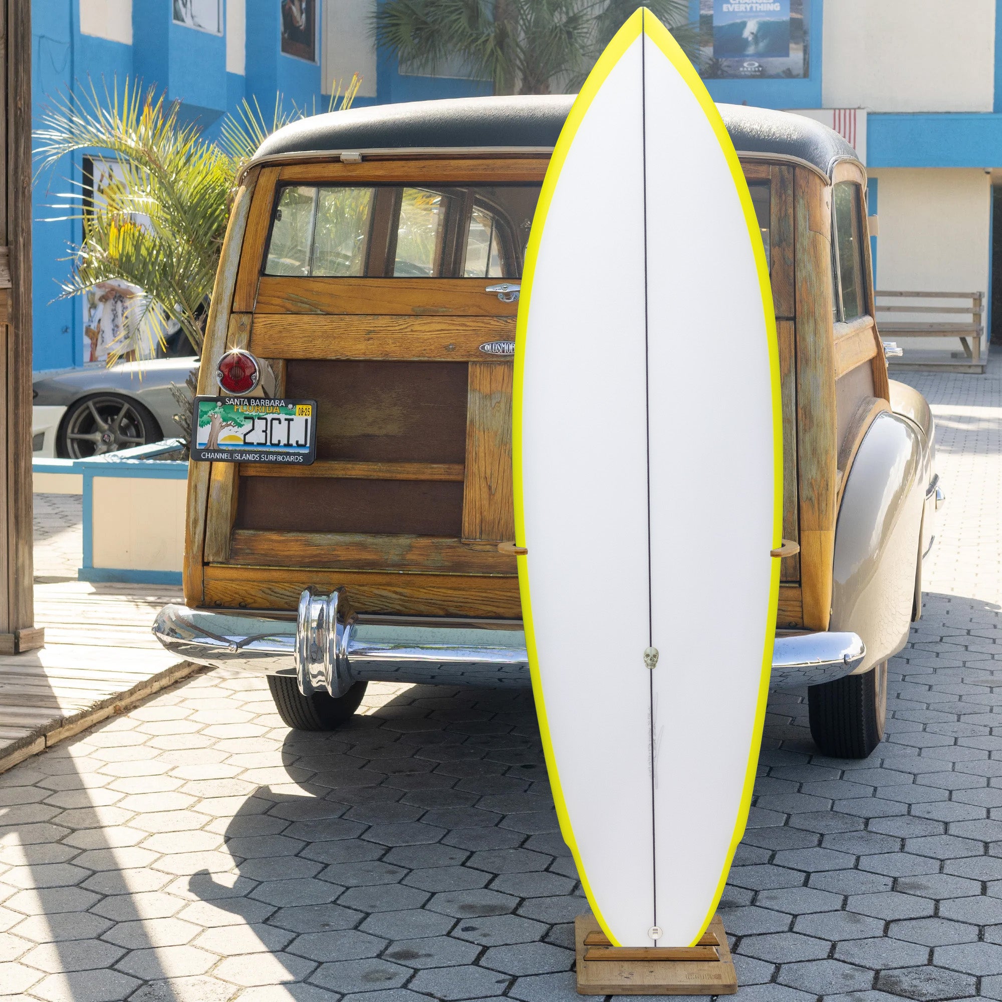 Christenson Lane Splitter 5'9 Surfboard with FCS II Fin System - Perfect for Intermediate Surfers & Beach Wave Riding