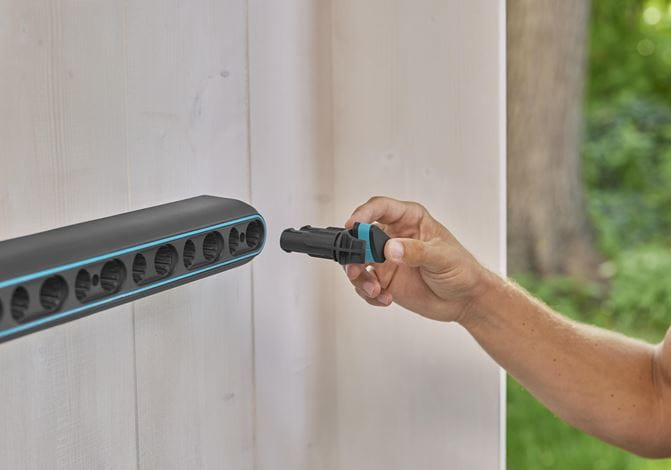 Gardena Flexible Garden Hose Handle Holder - Ergonomic Grip for Easy Watering - Perfect for Lawns, Gardens, and Outdoor Cleaning