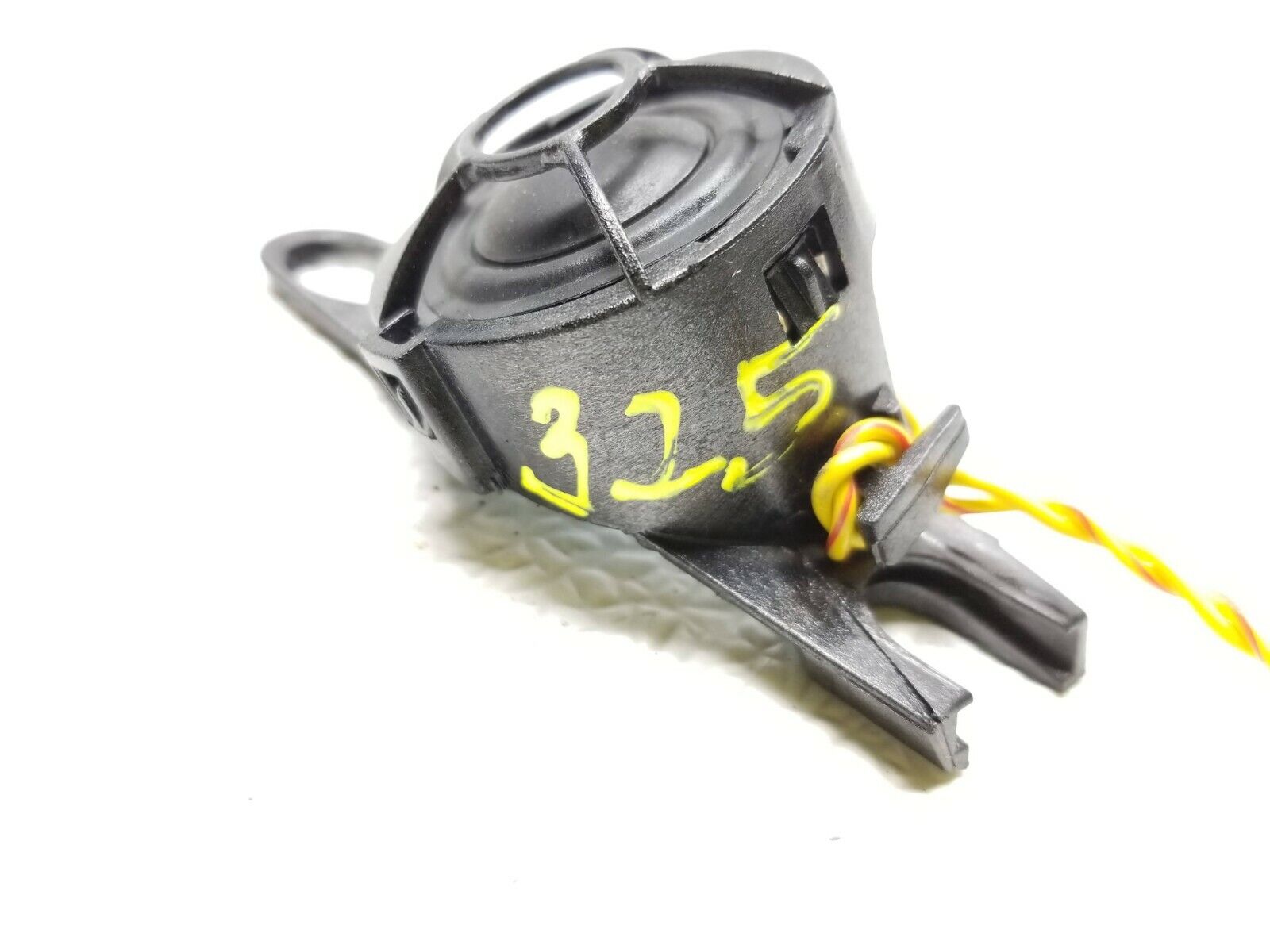 BMW E46 Front Driver Side Tweeter Speaker OEM Replacement - Perfect for Car Audio Upgrade & DIY Installation | Compatible with 125k Miles Vehicles